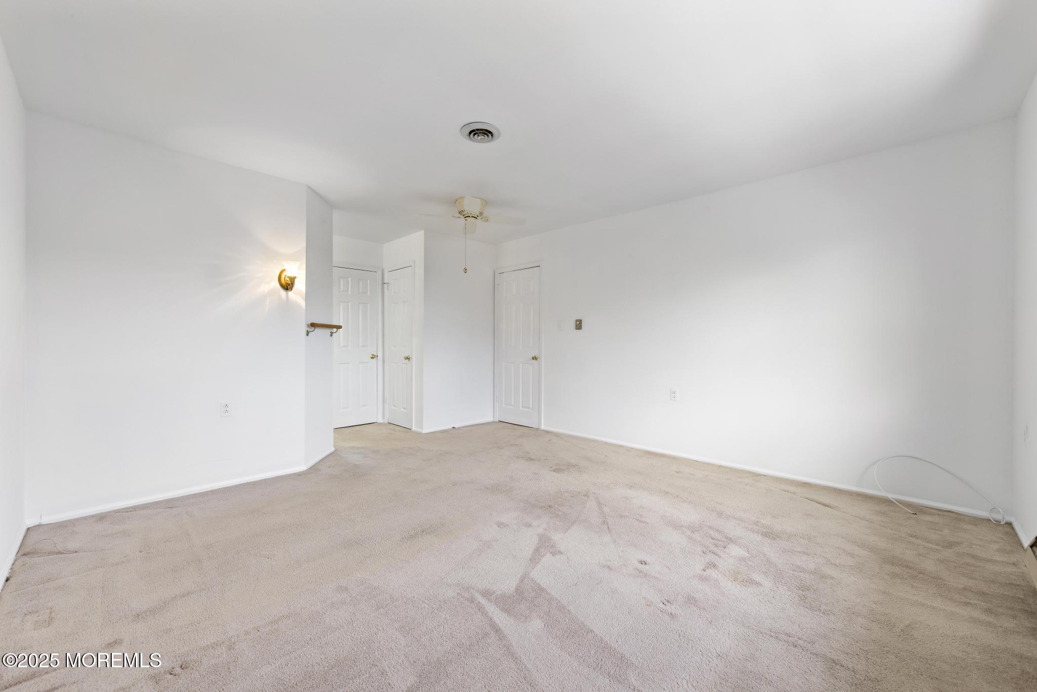 11 Elm Road, 8