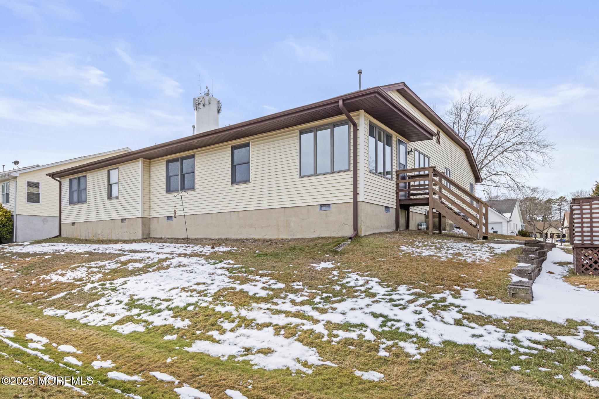 11 Elm Road, 8