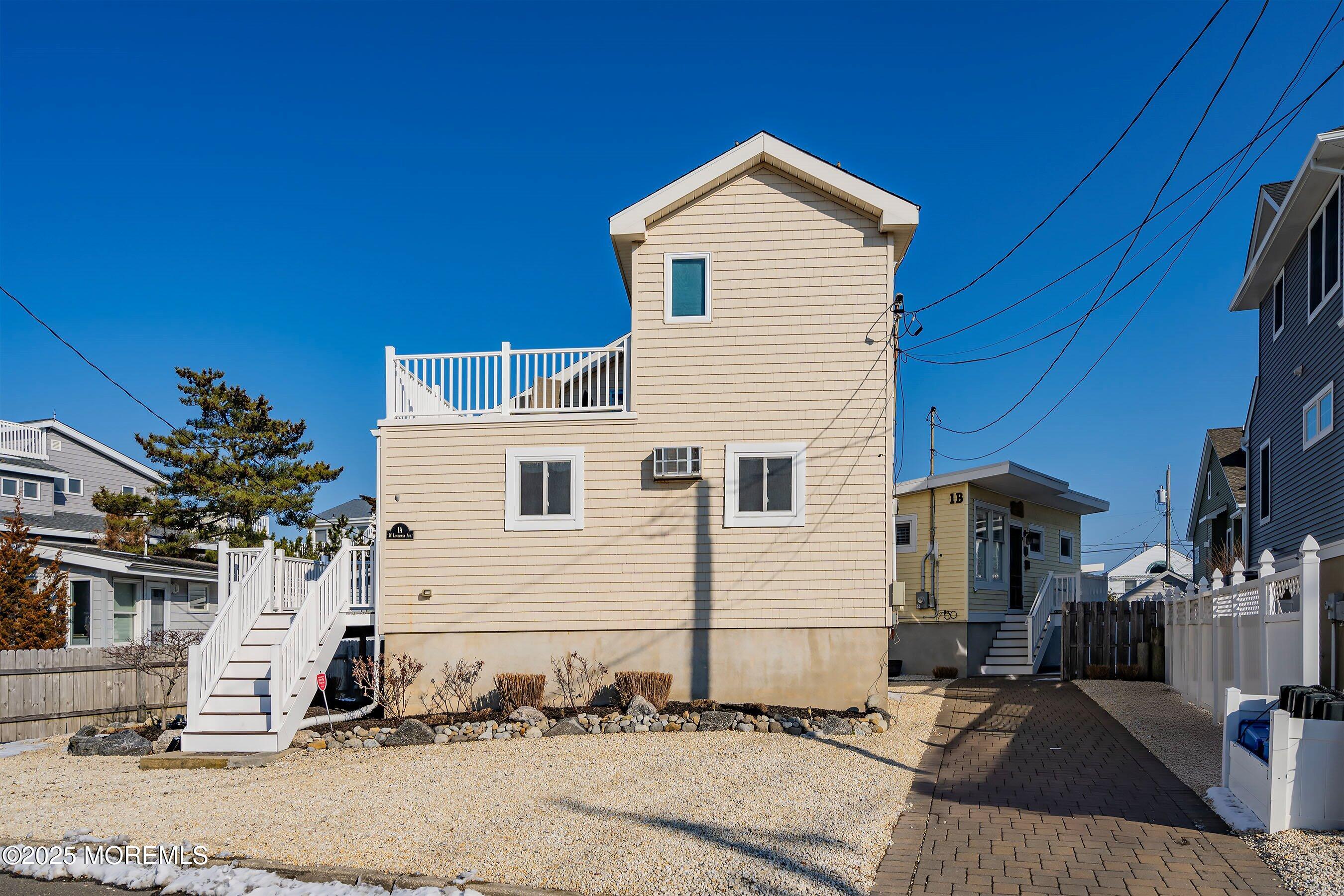 1A W Louisiana Avenue 1