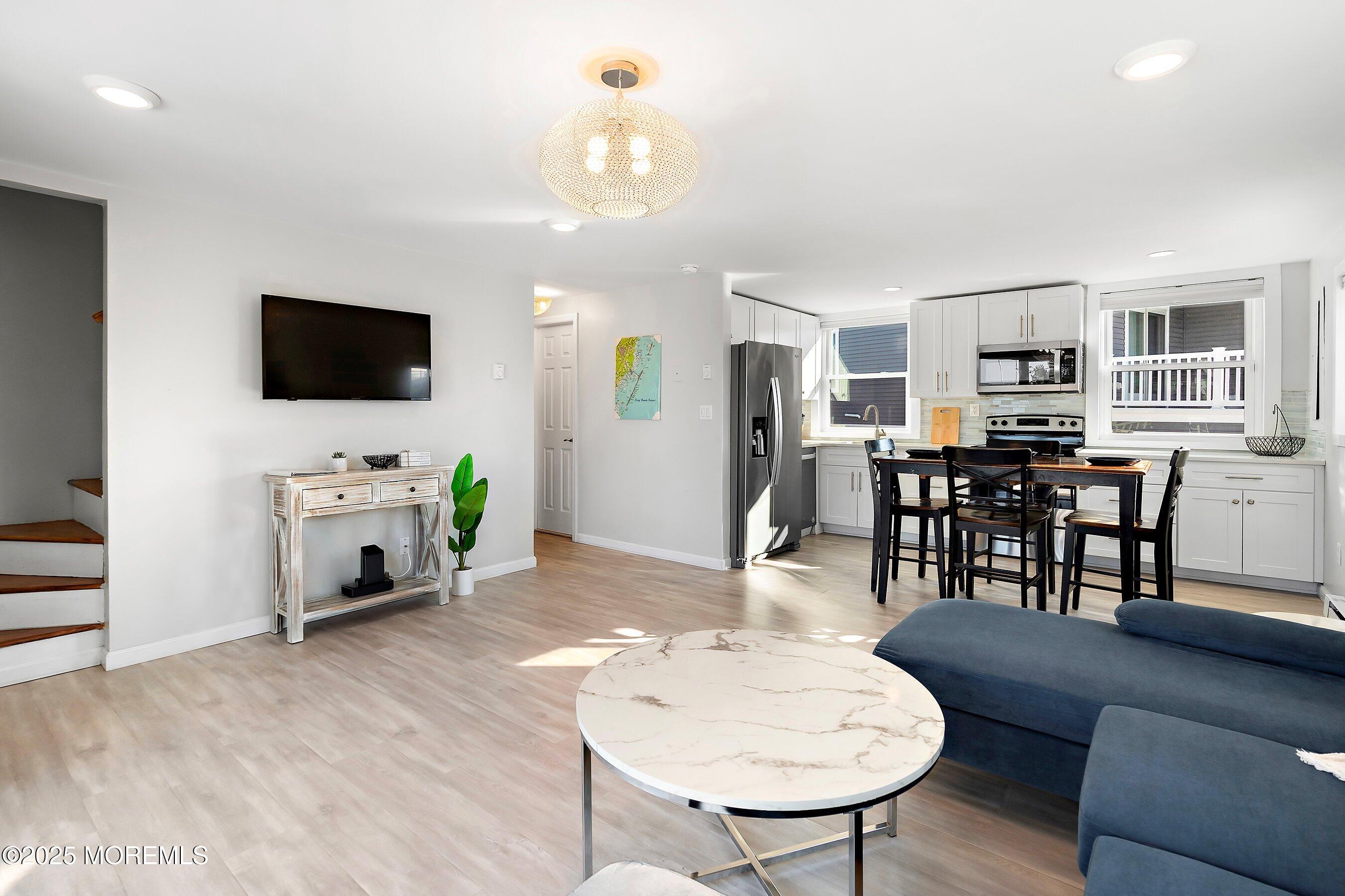 1A W Louisiana Avenue 1