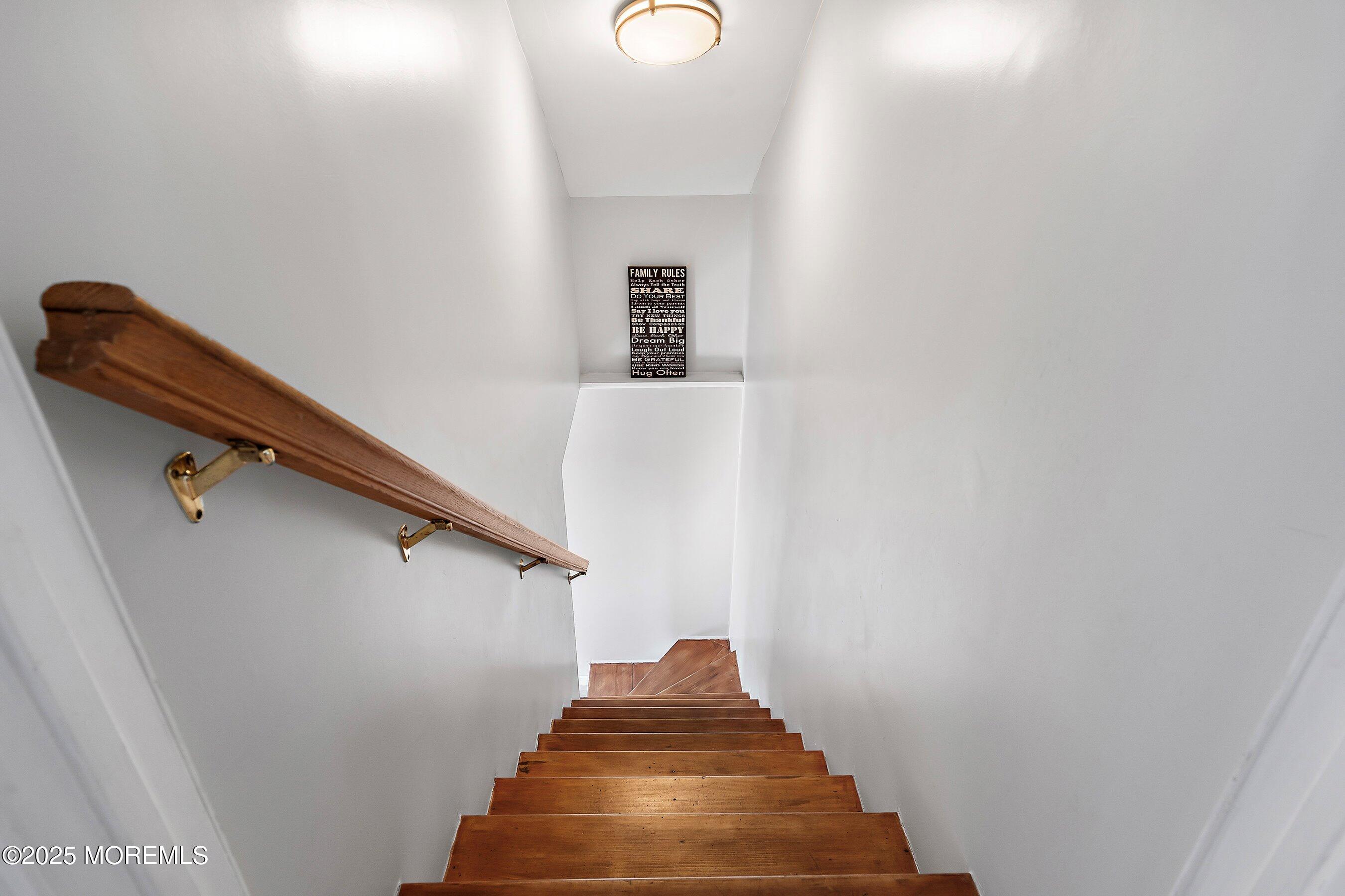 1A W Louisiana Avenue 1