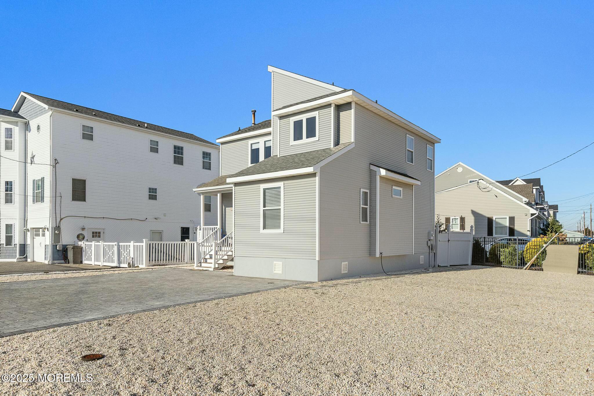 1101 Walter Boulevard