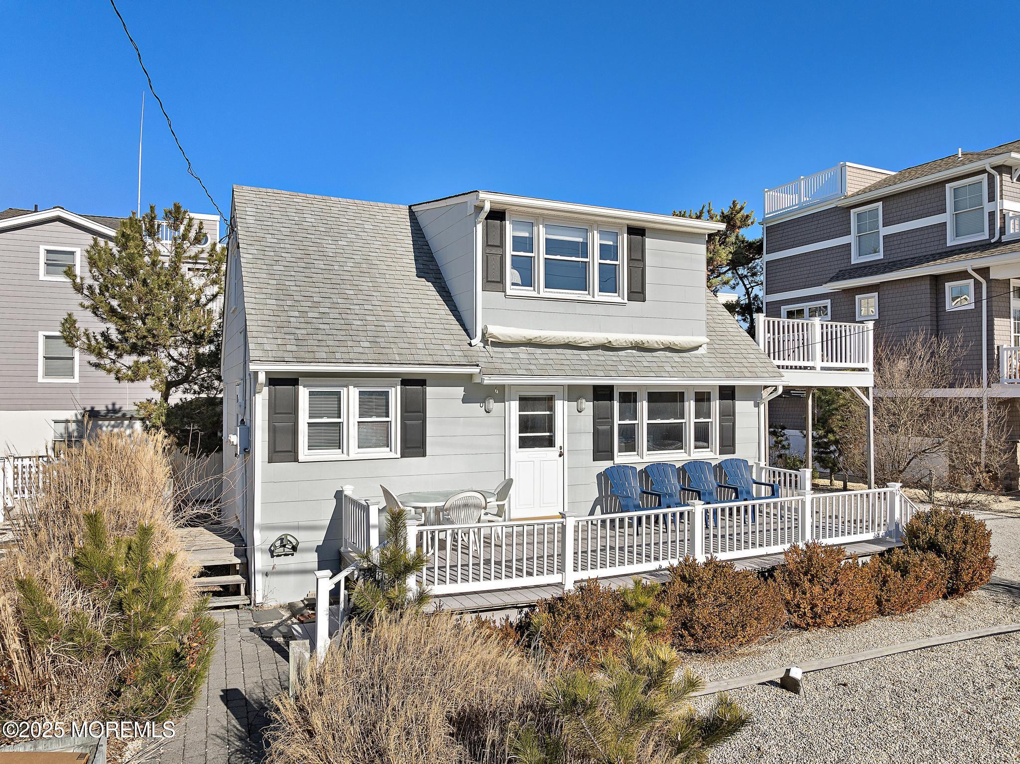 15 Carolina Avenue