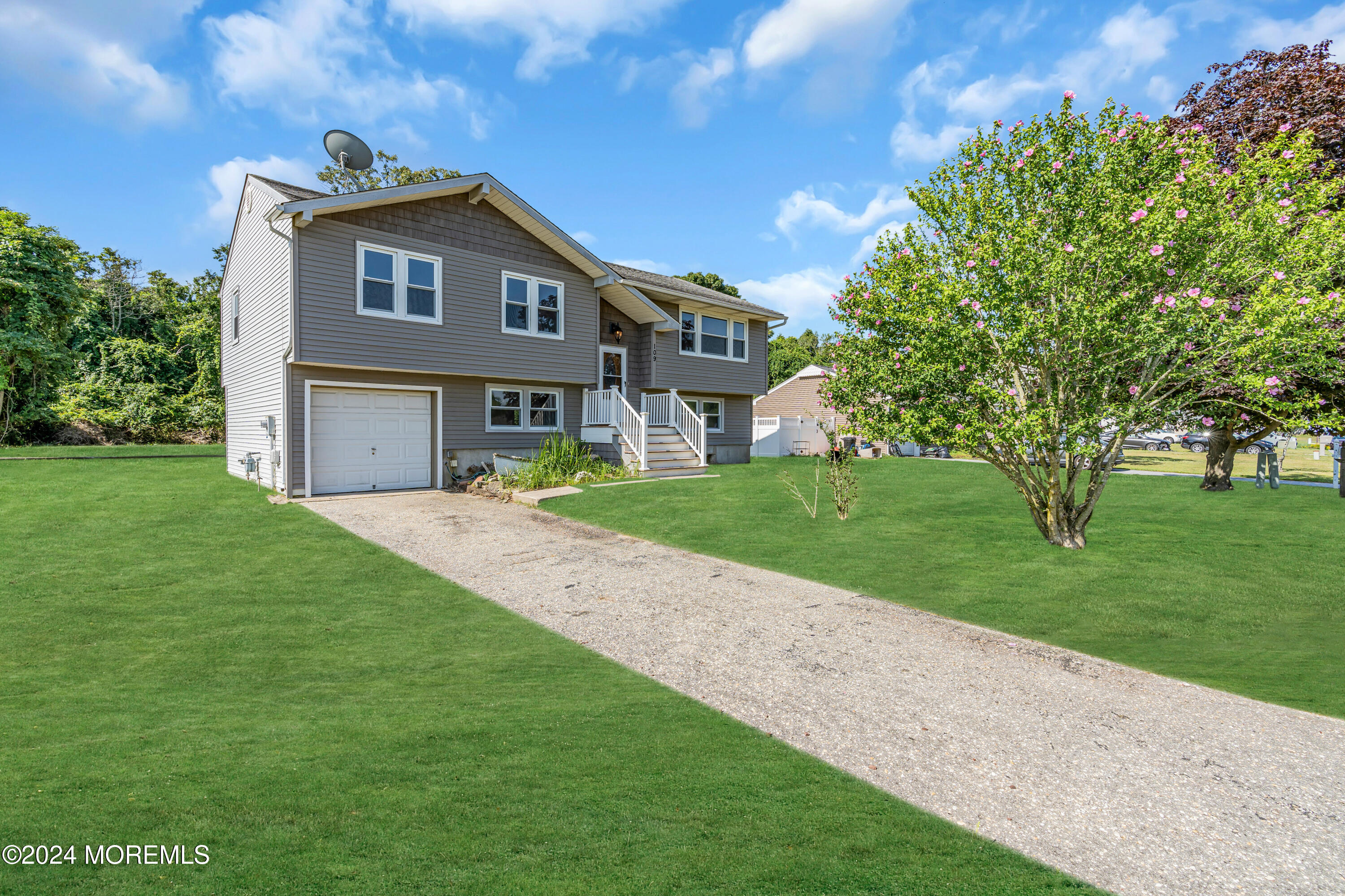 109 Driftwood Lane