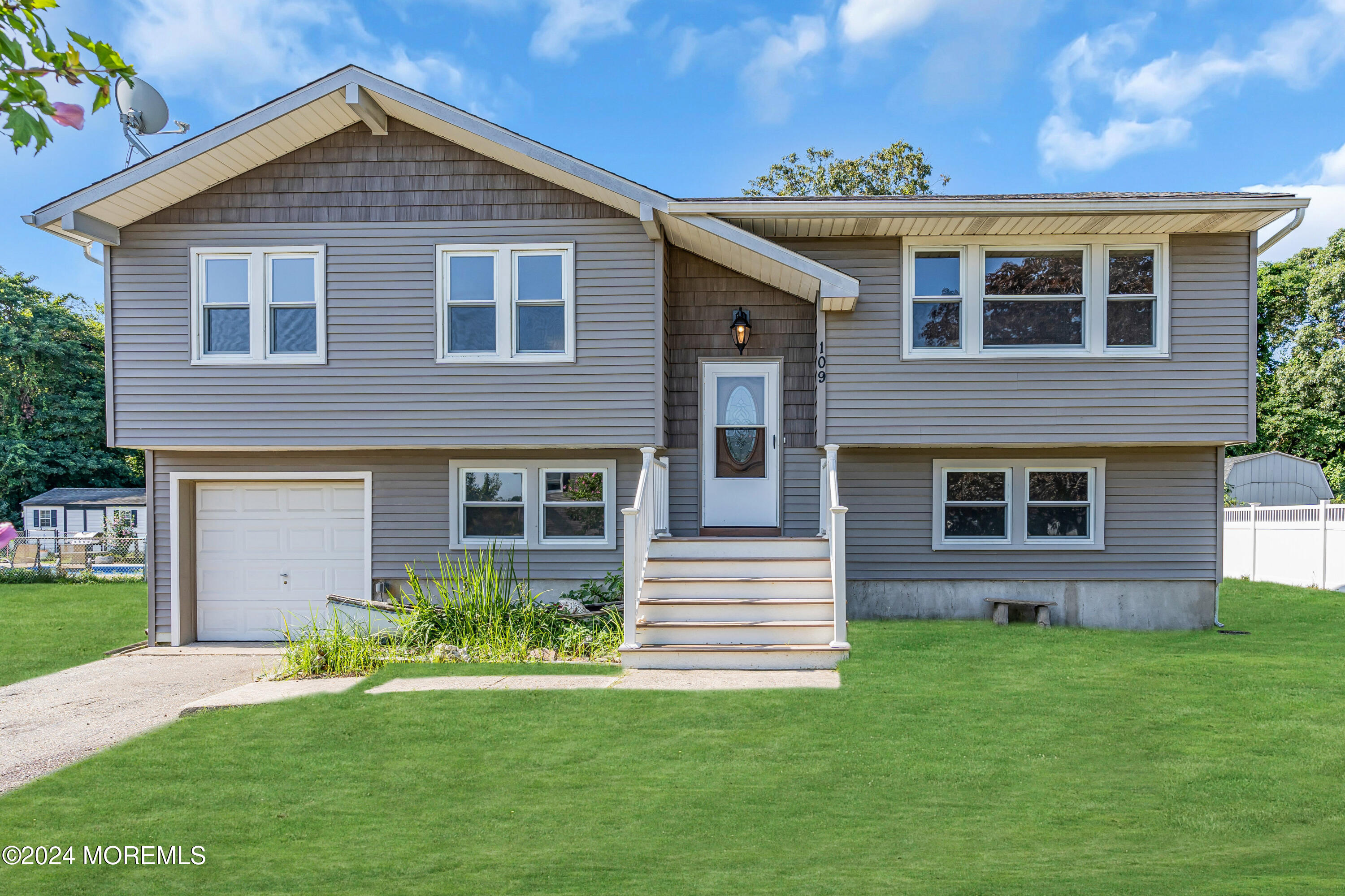 109 Driftwood Lane