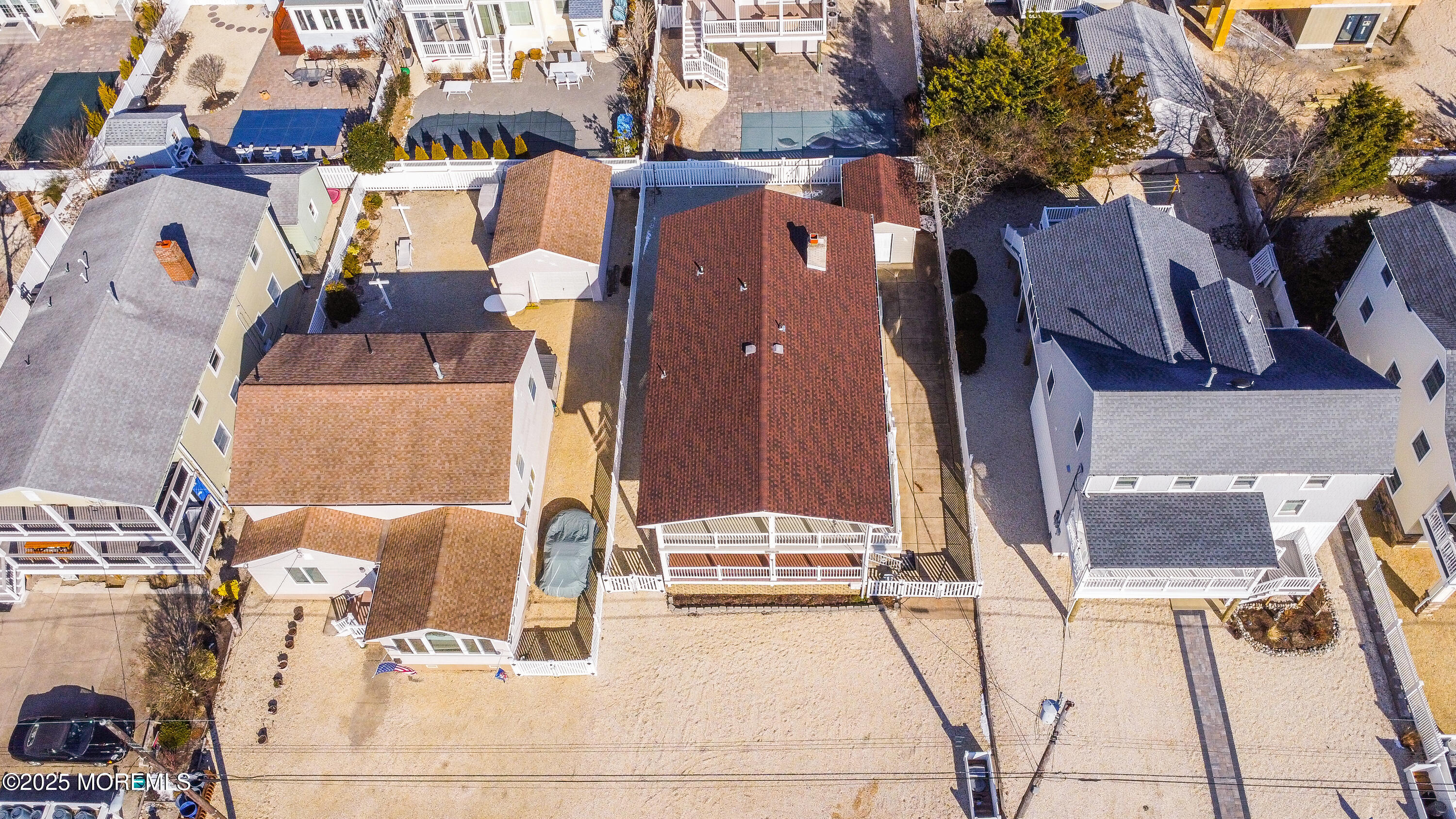 327 N 1st Street