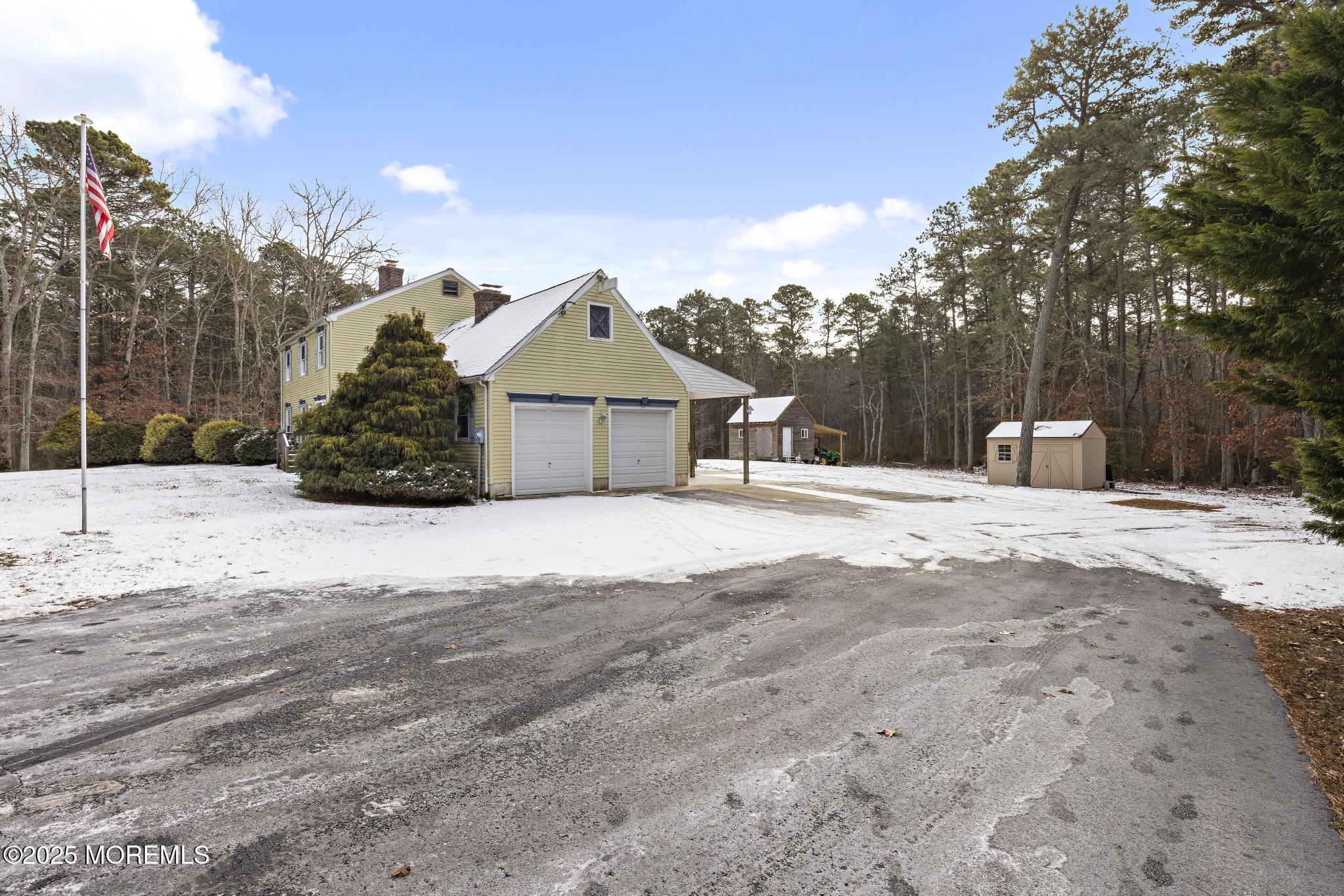 124 Leektown Road