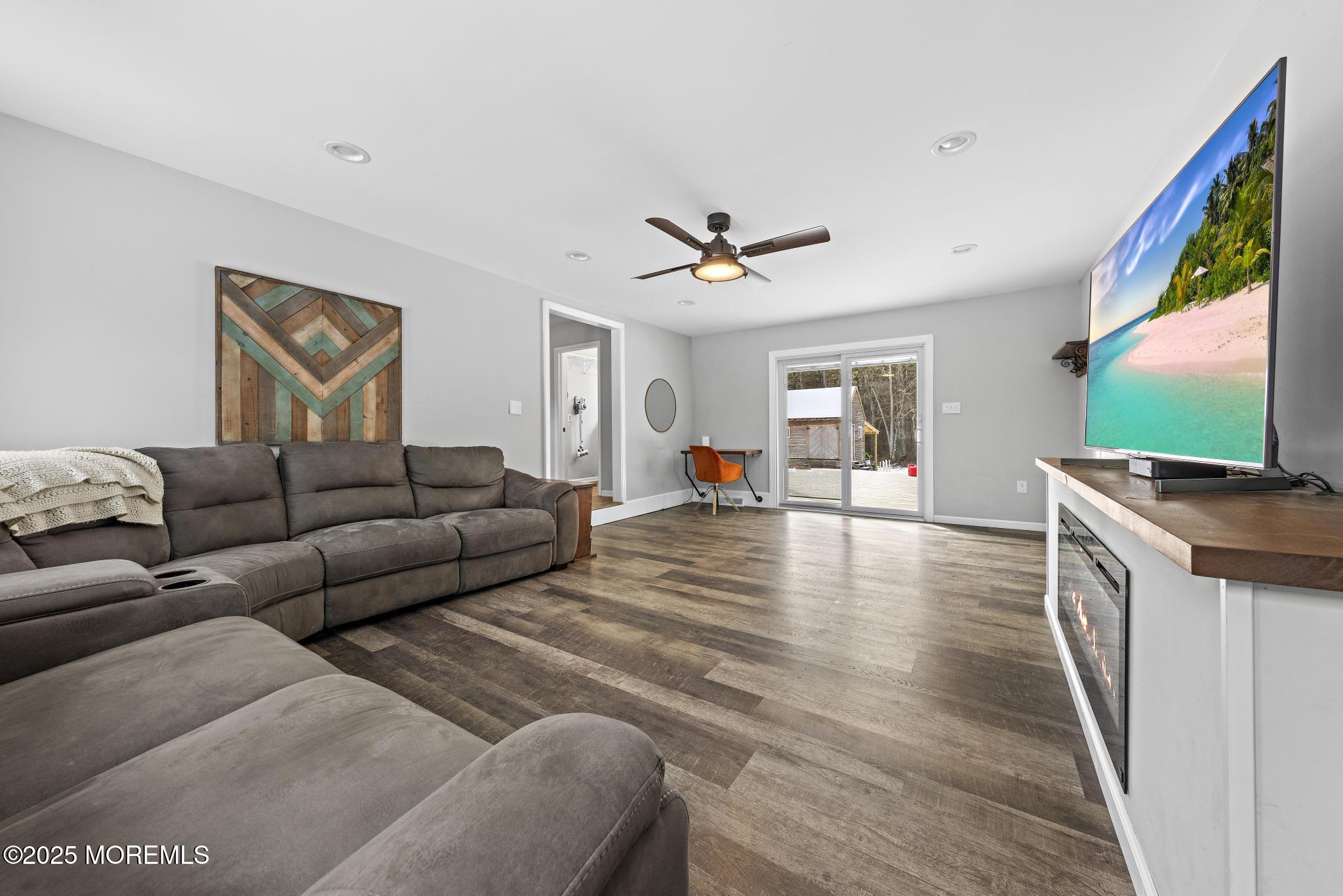 124 Leektown Road
