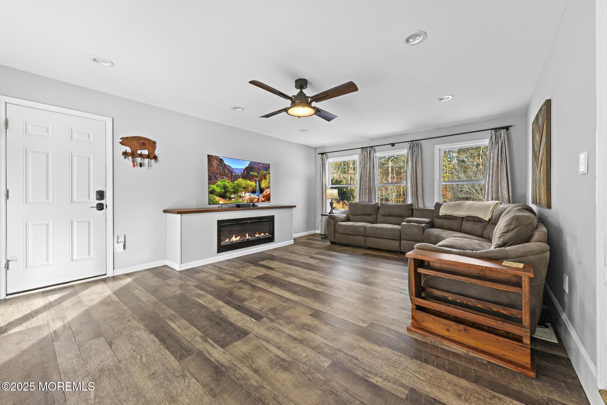 124 Leektown Road