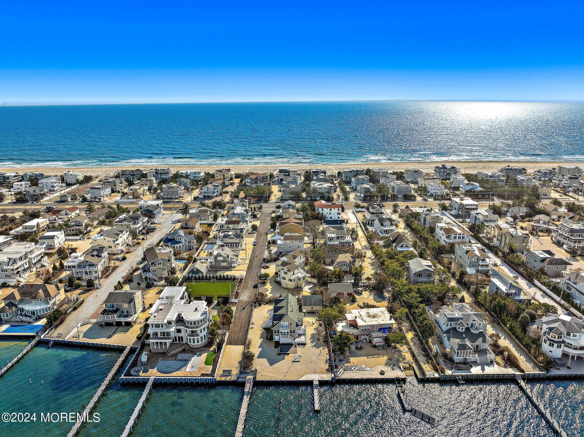 108 Roxie Avenue 2
