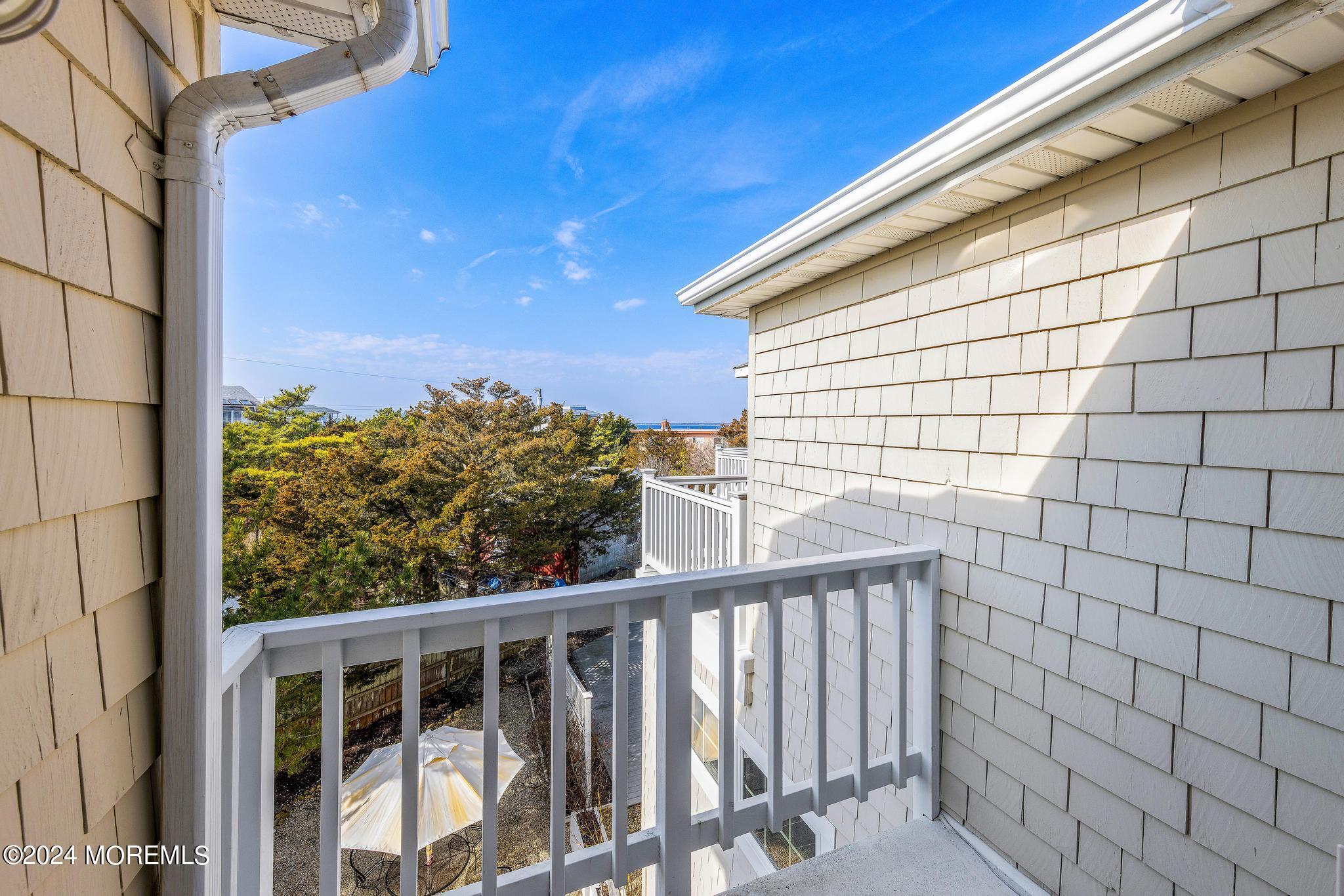 108 Roxie Avenue 2