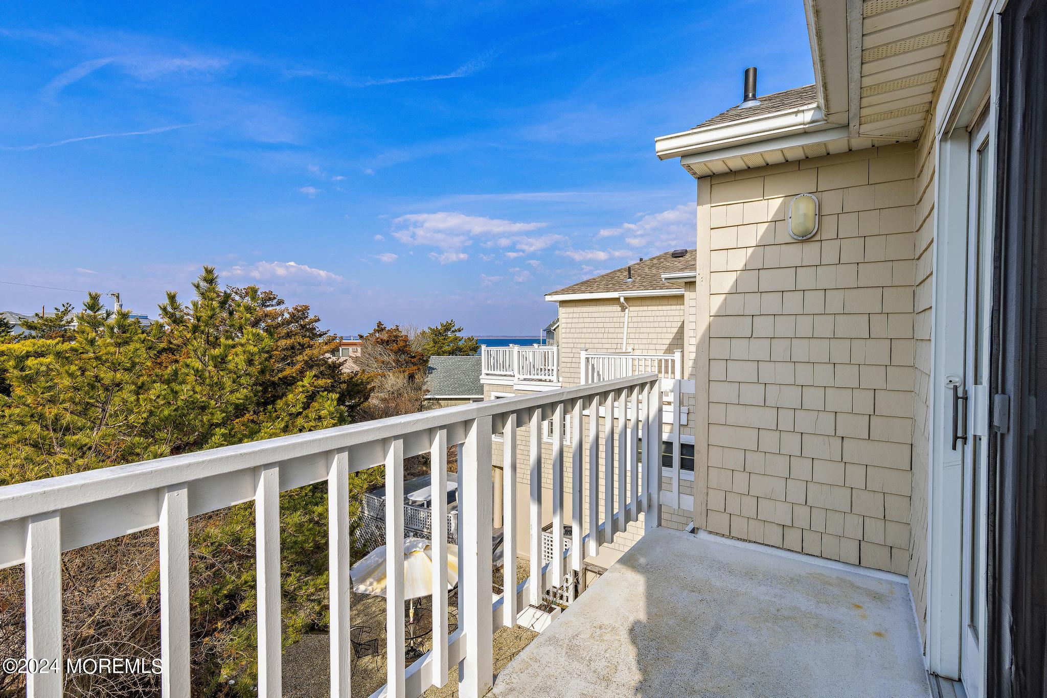 108 Roxie Avenue 2