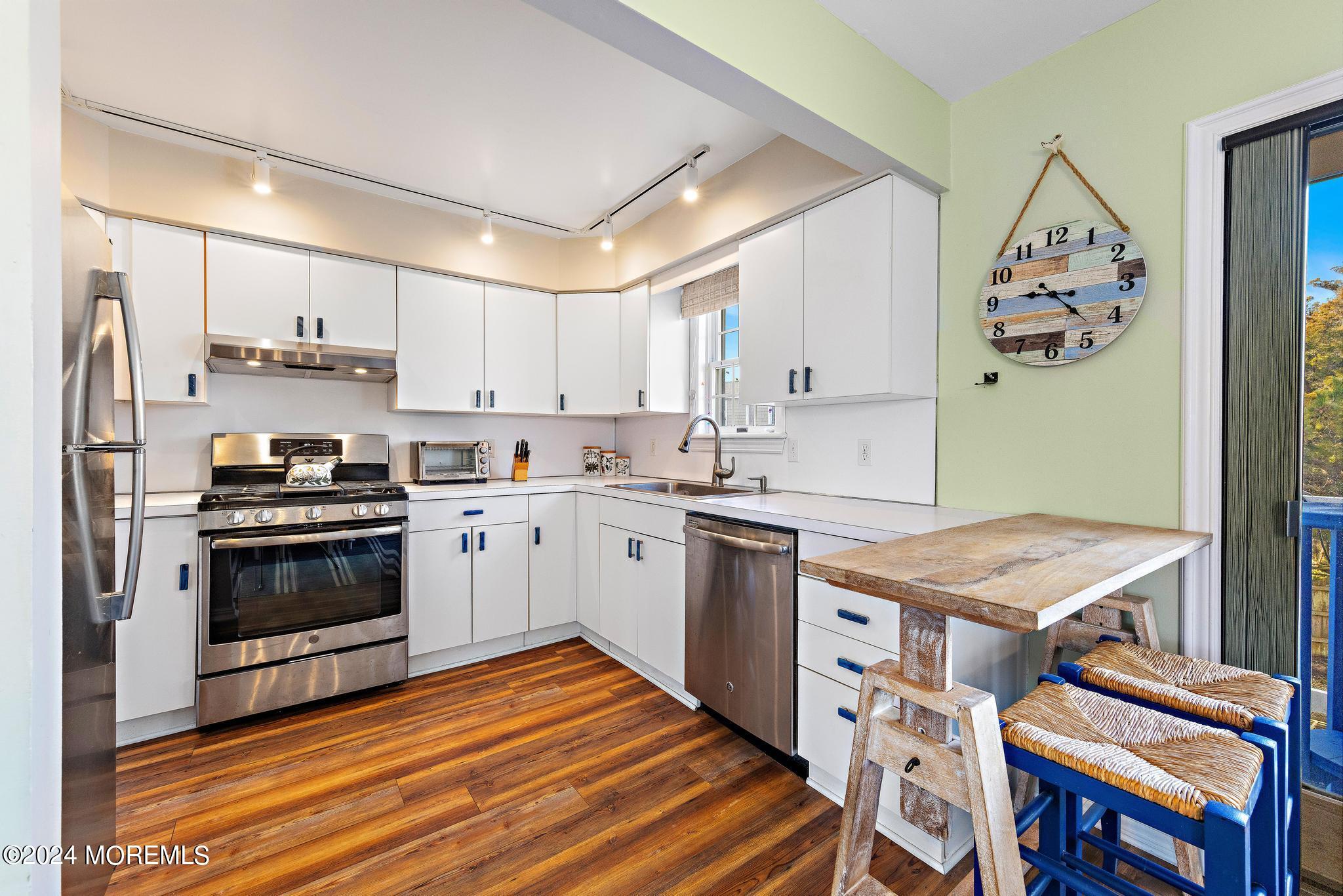 108 Roxie Avenue 2