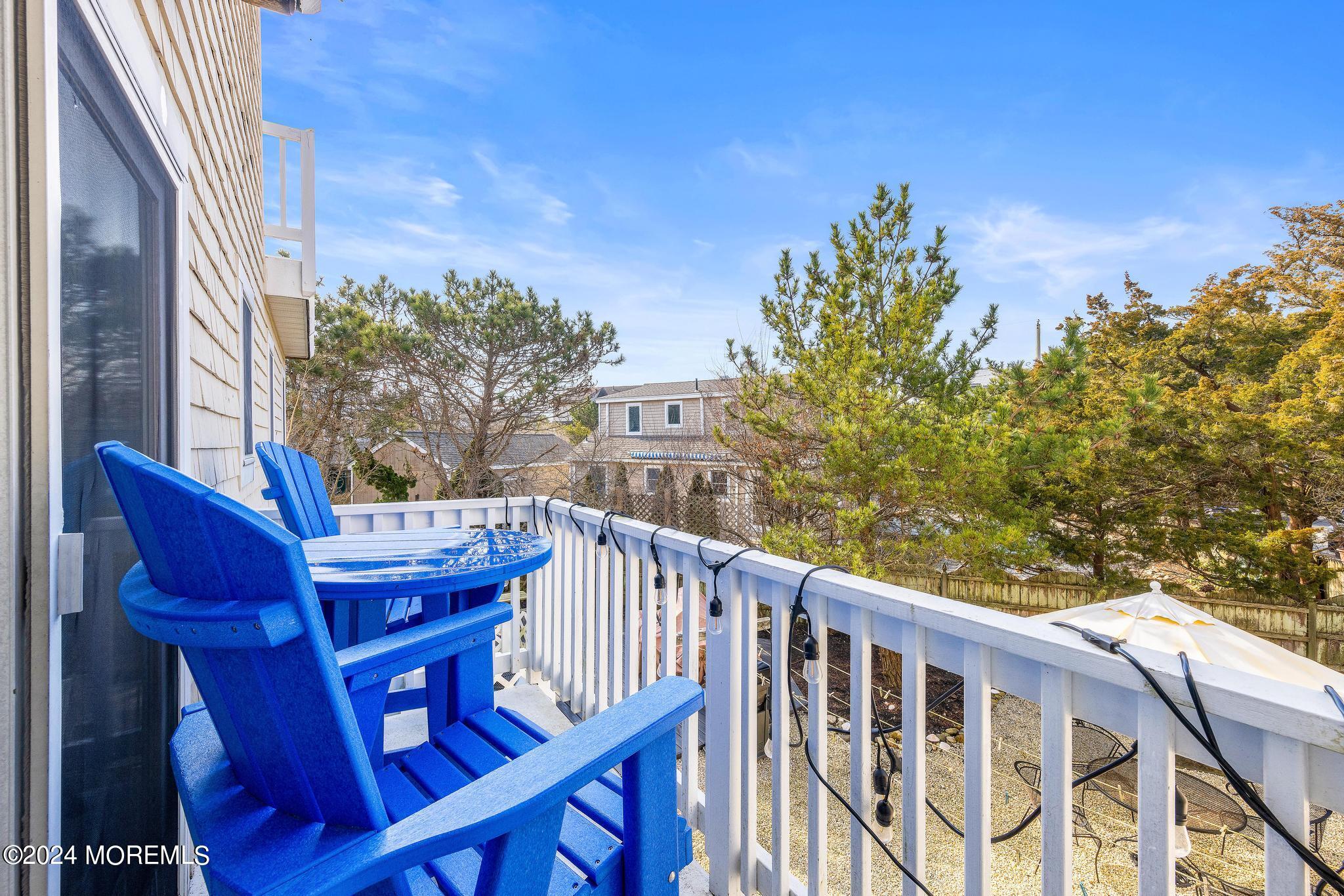 108 Roxie Avenue 2