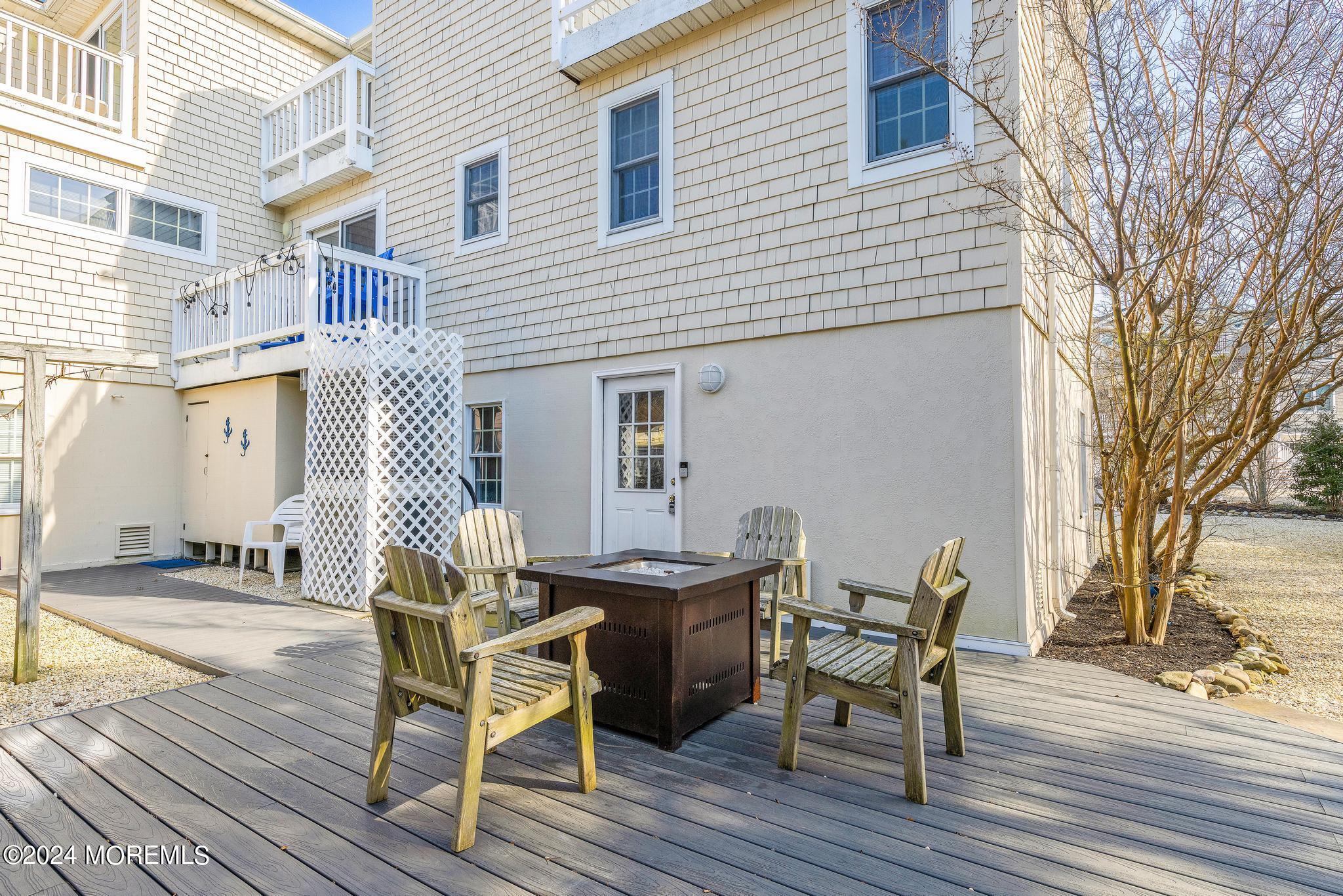 108 Roxie Avenue 2