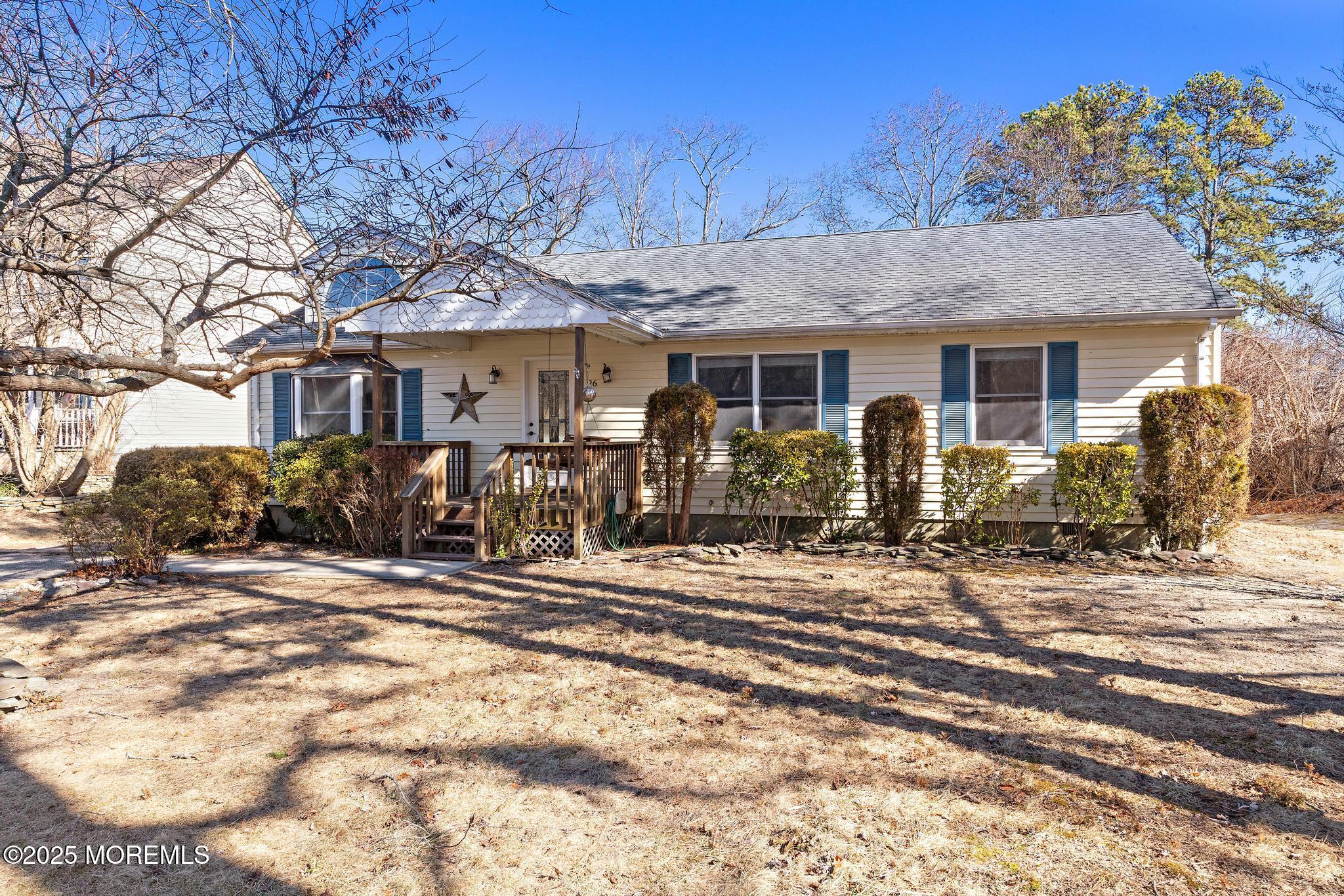 26 Mayflower Drive