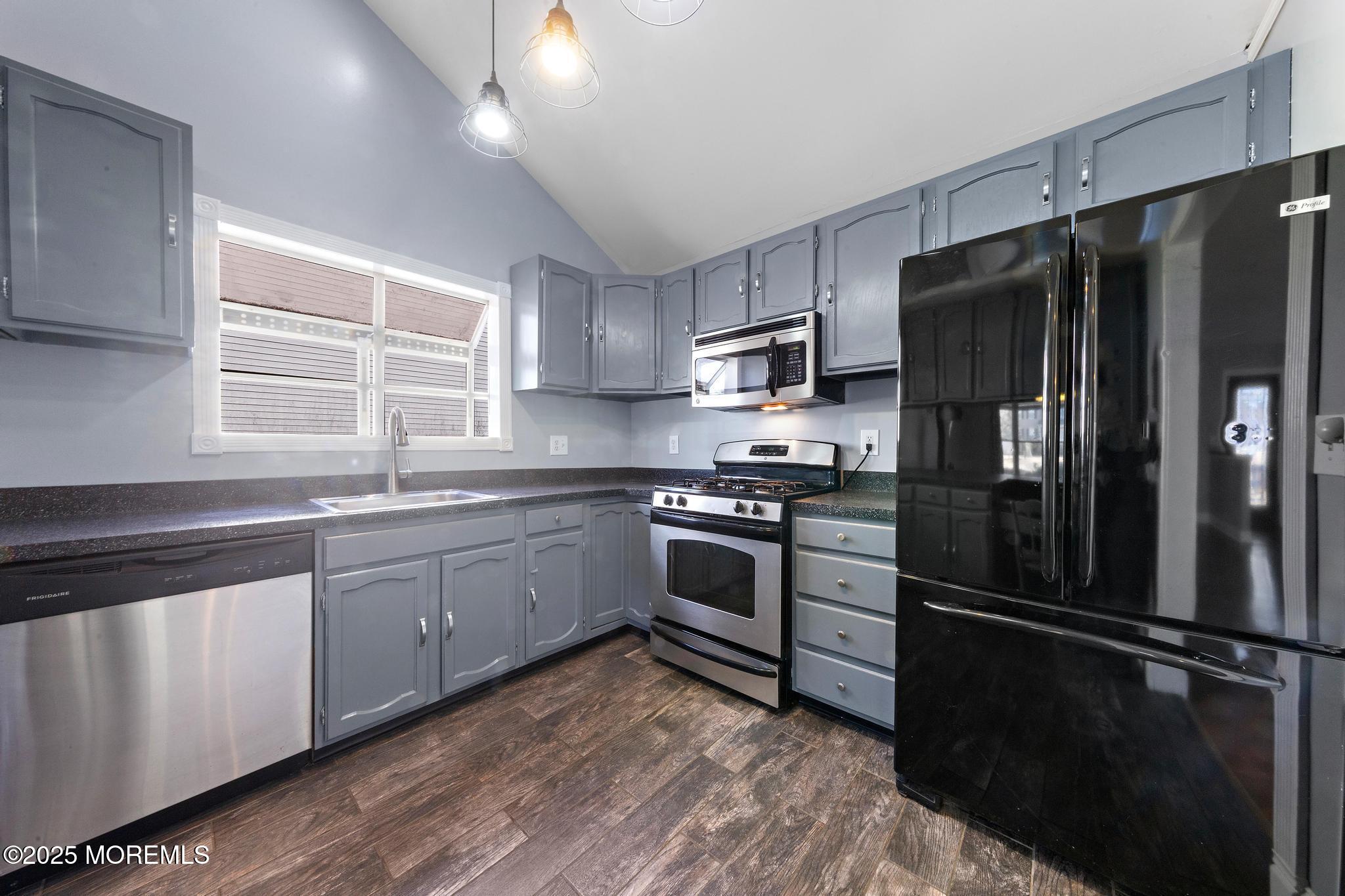 26 Mayflower Drive