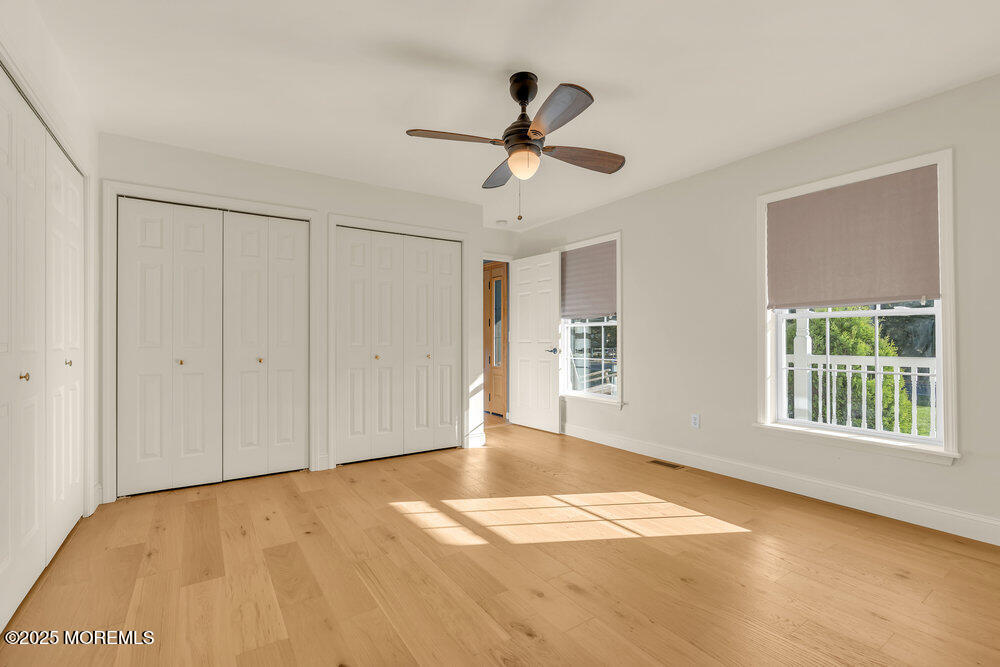 87 N Maple Avenue