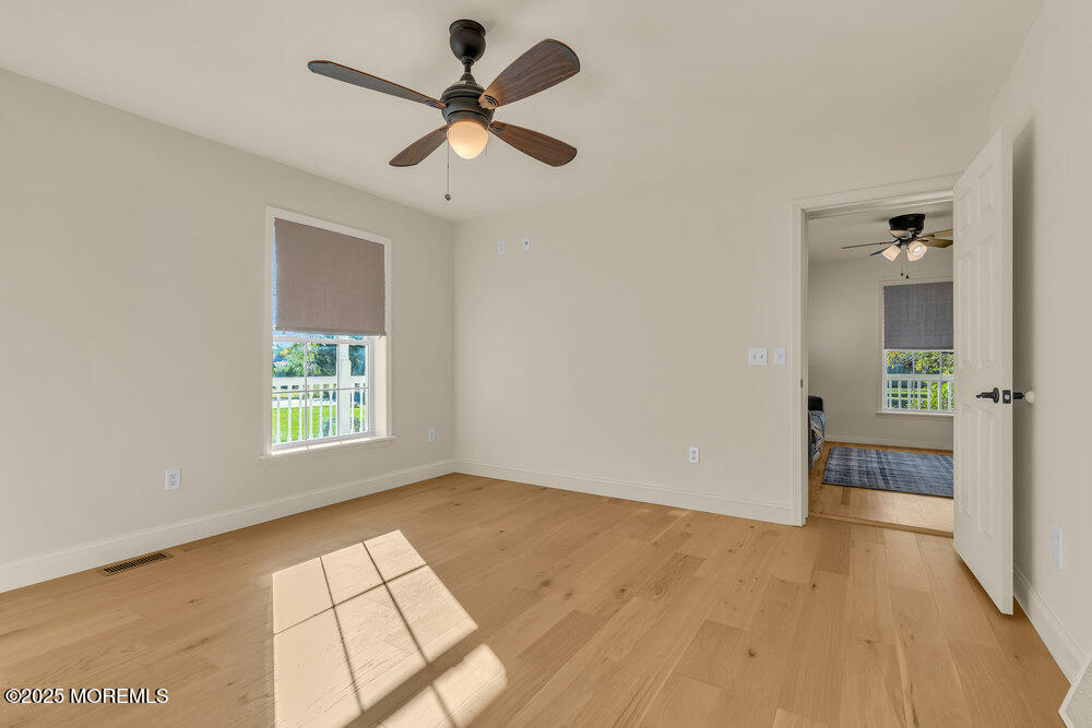 87 N Maple Avenue