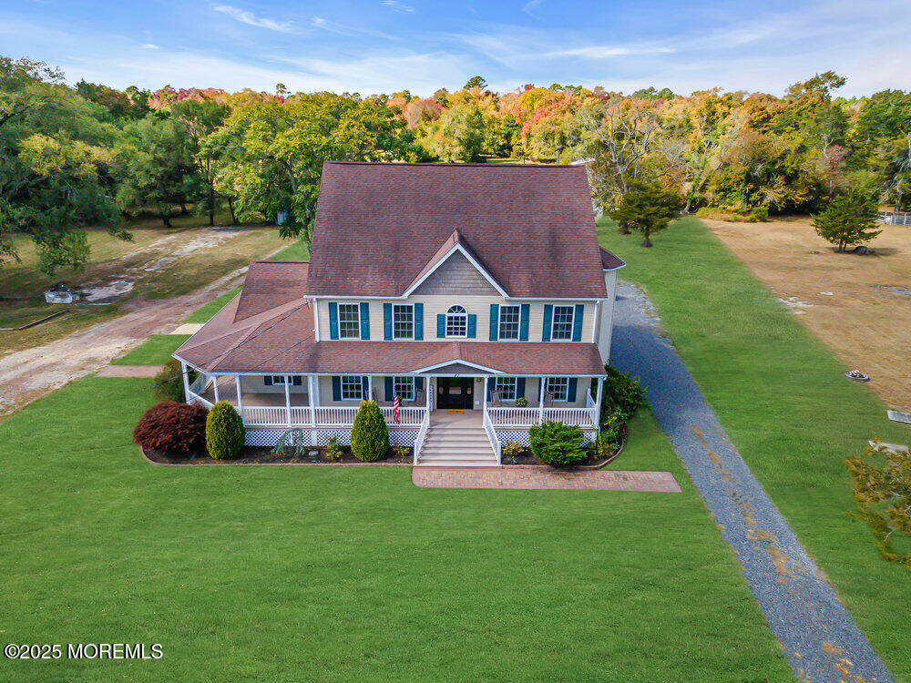 87 N Maple Avenue