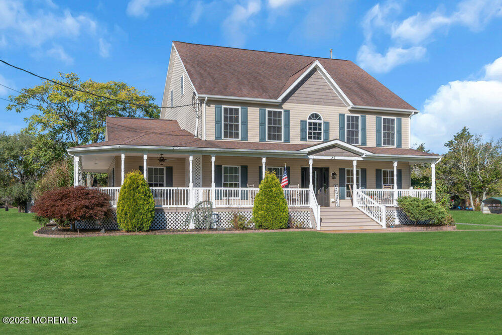 87 N Maple Avenue