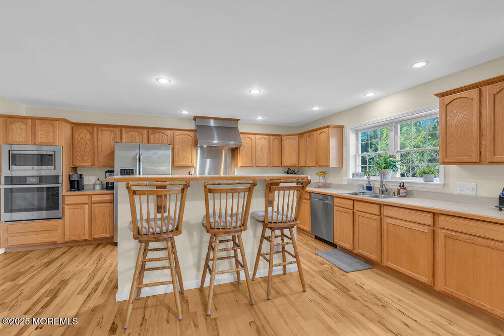 87 N Maple Avenue
