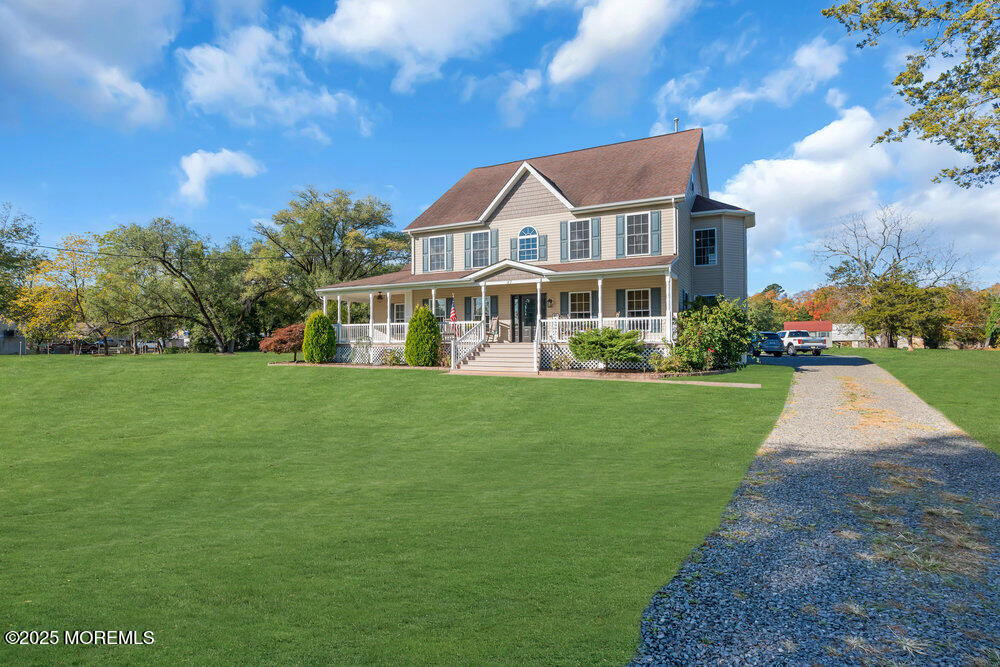 87 N Maple Avenue