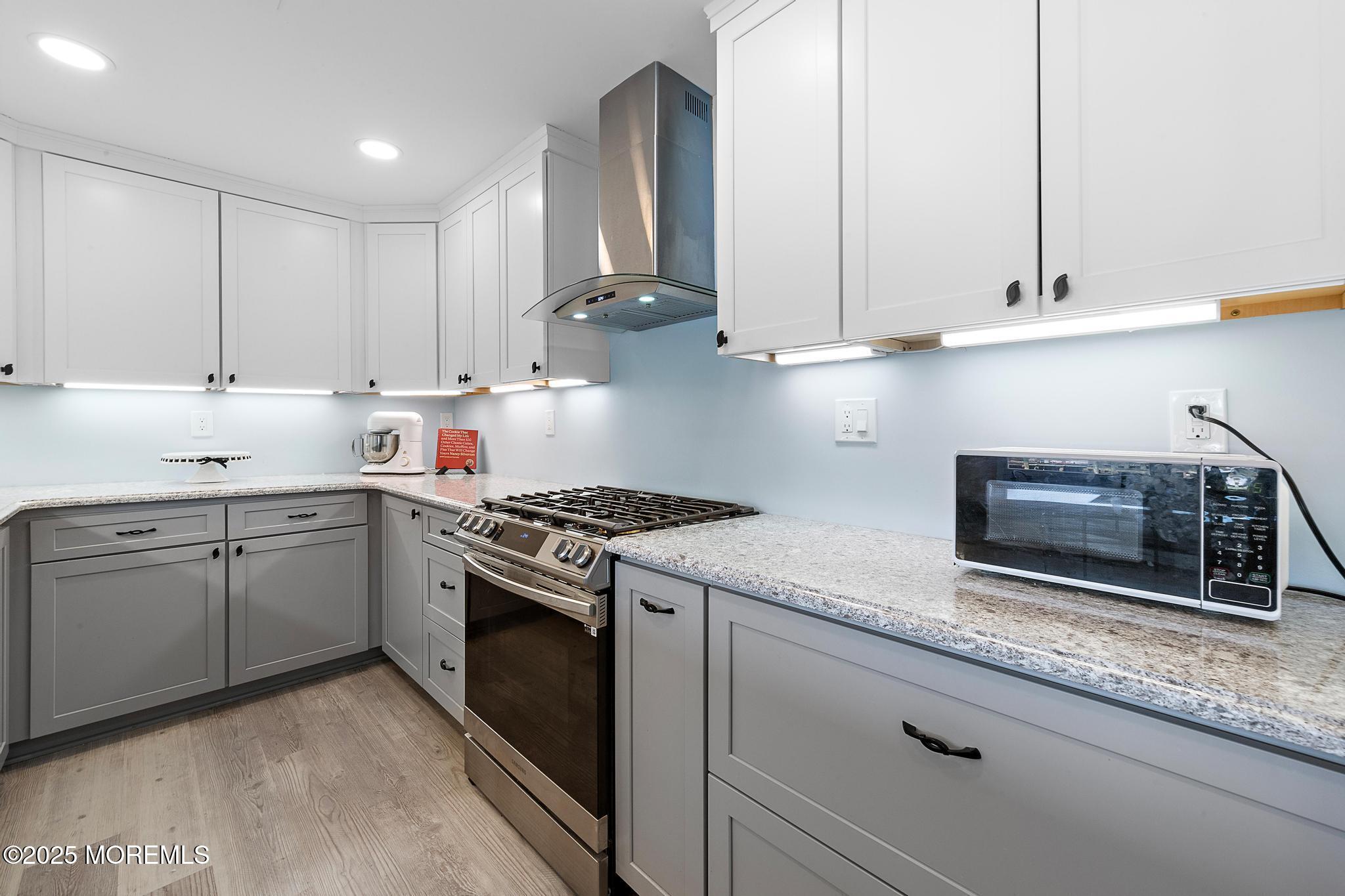 13 Bayview Drive