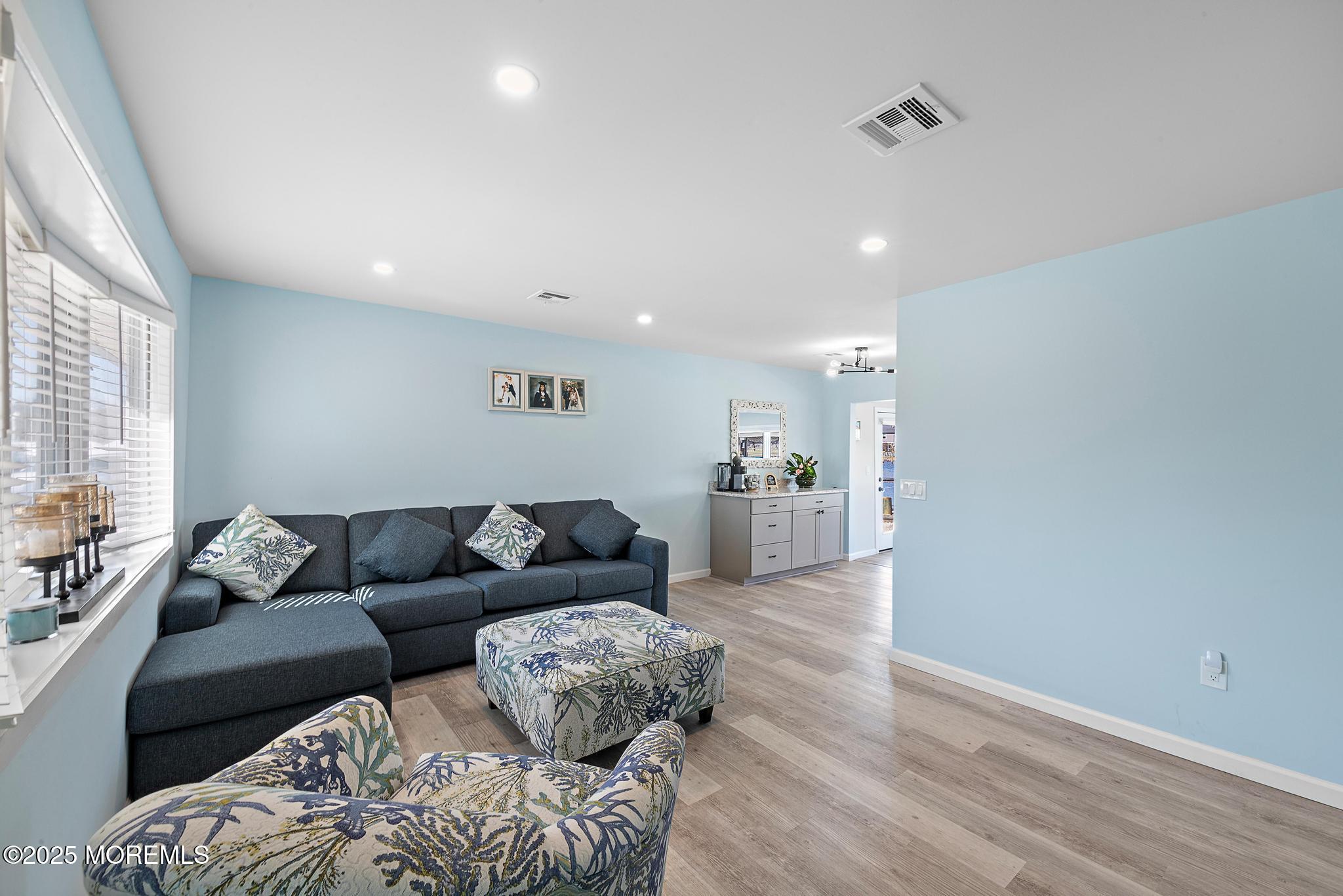 13 Bayview Drive