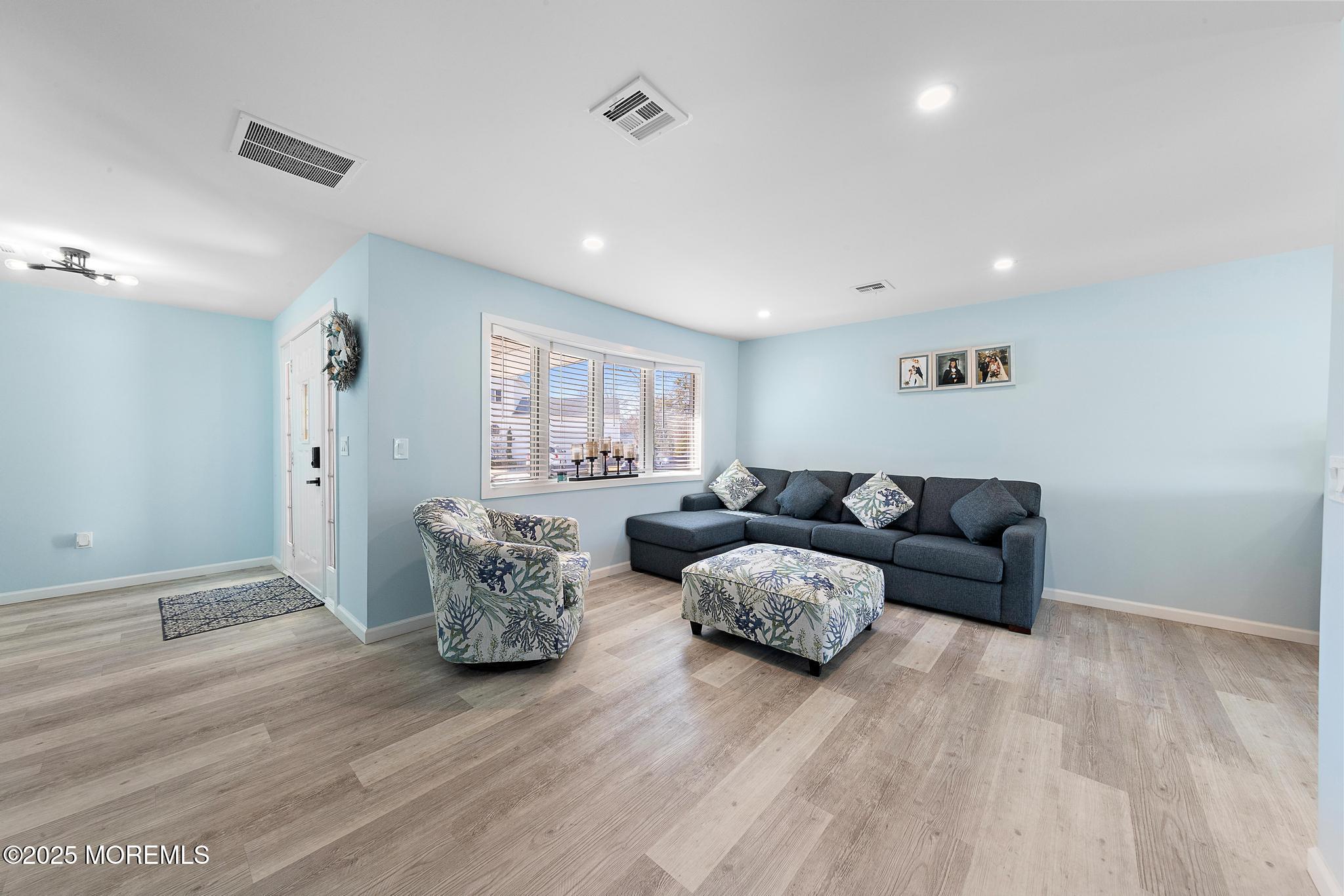 13 Bayview Drive