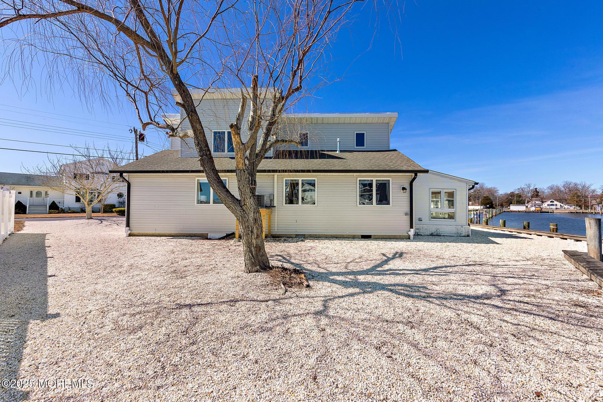 13 Bayview Drive