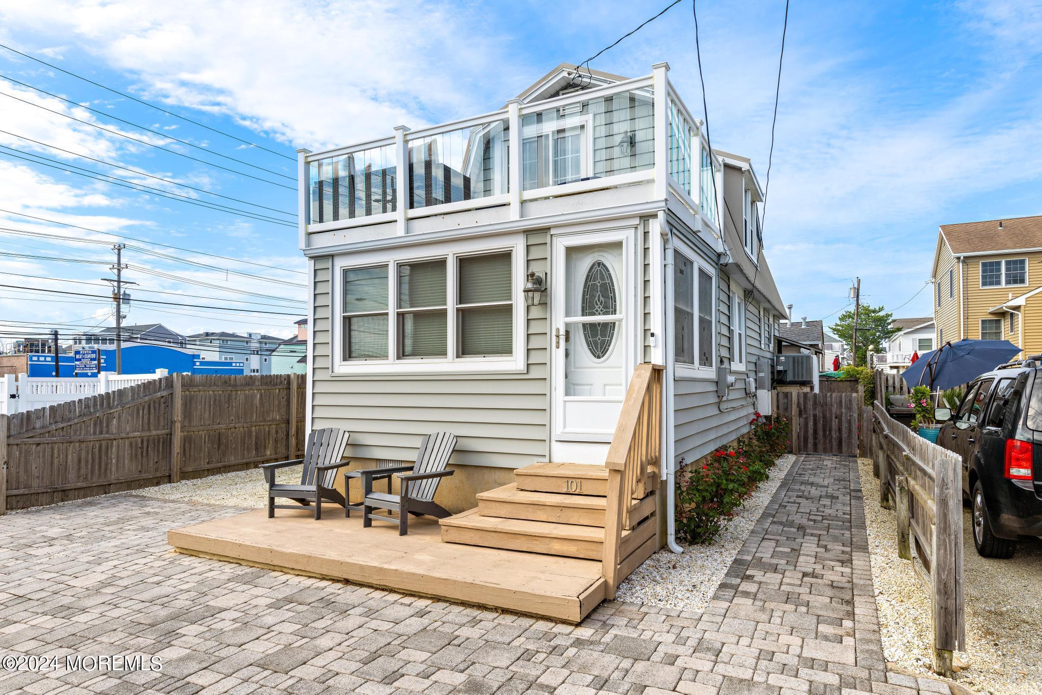 101 E 30th Street