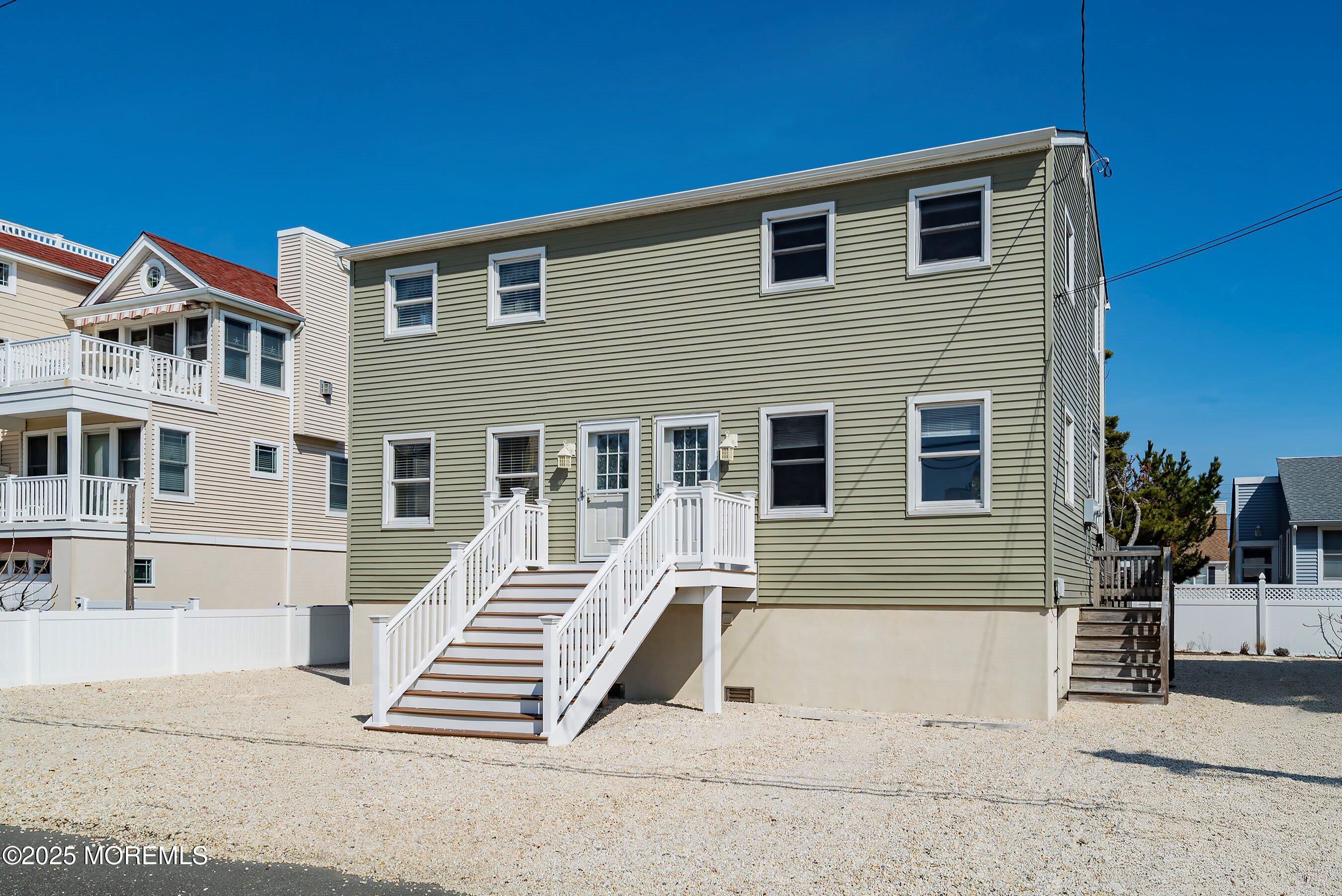 9 Carolina Avenue 2