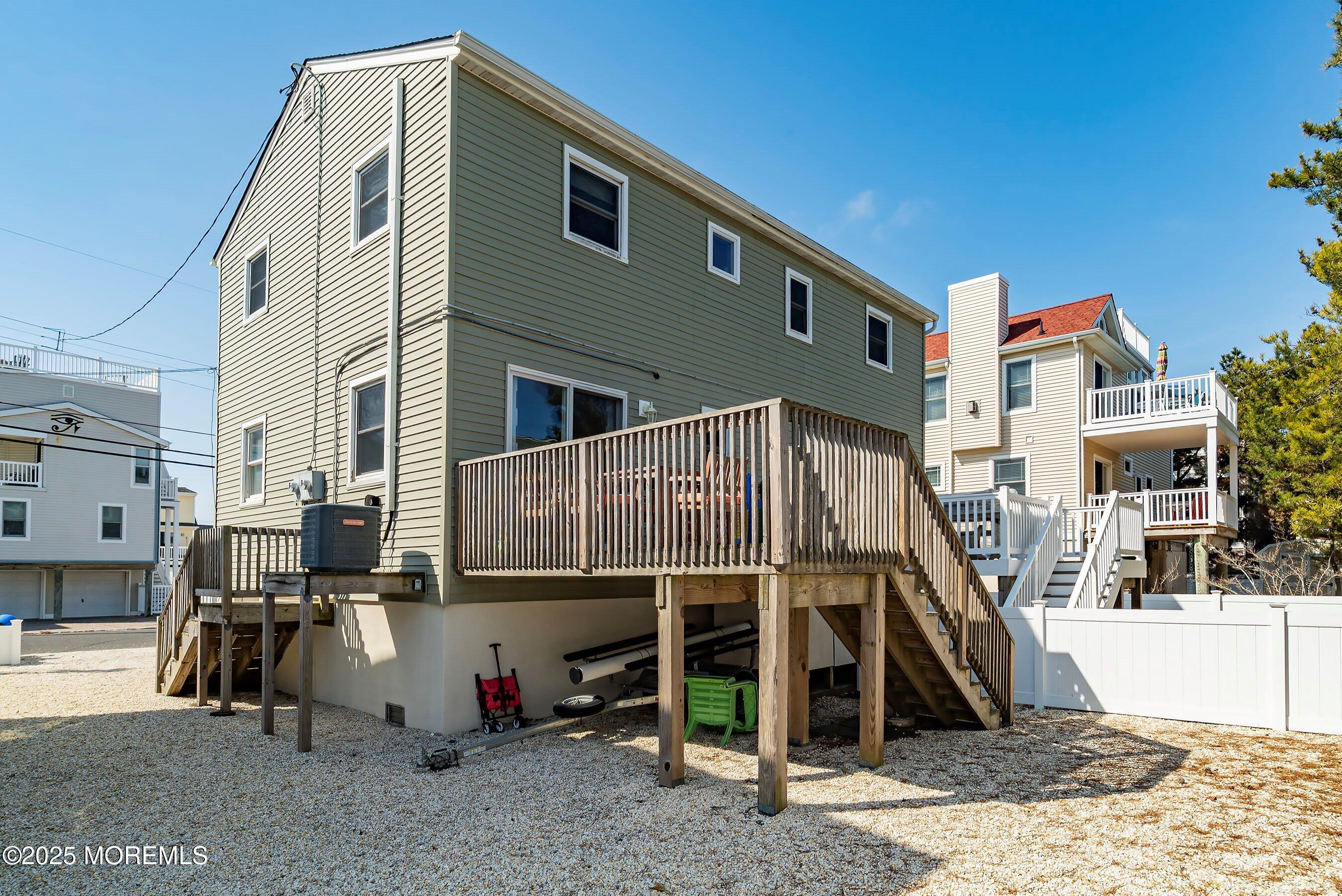 9 Carolina Avenue 2