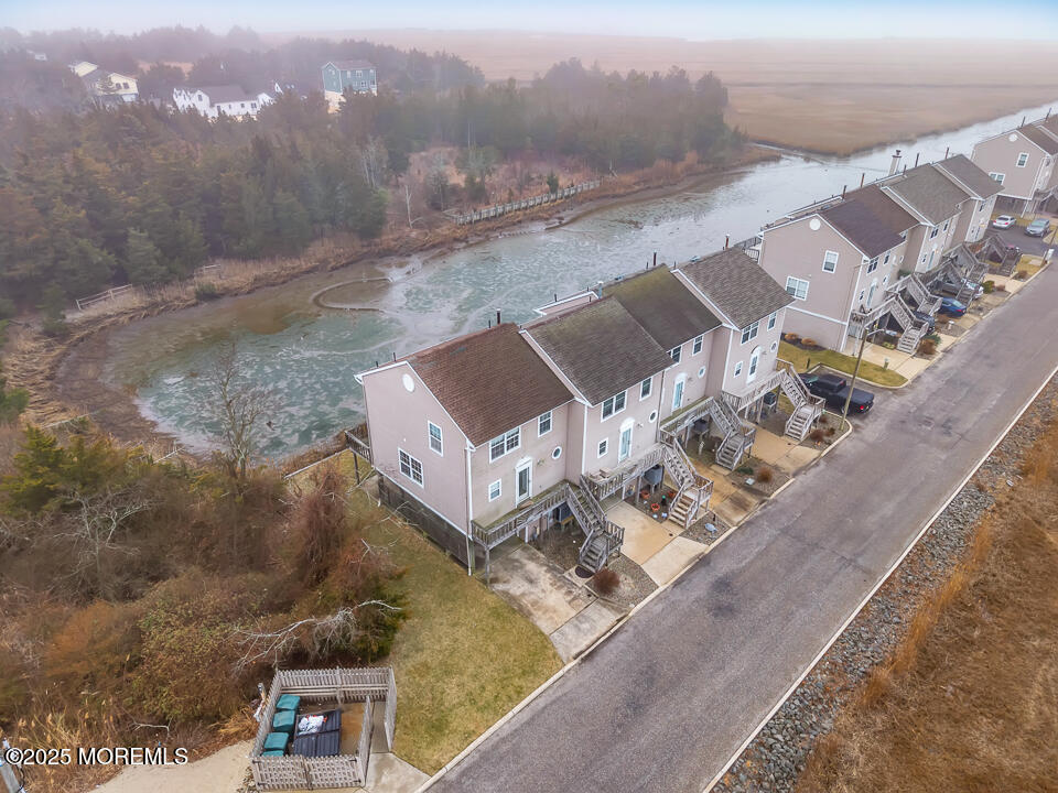 1 Southwinds Drive