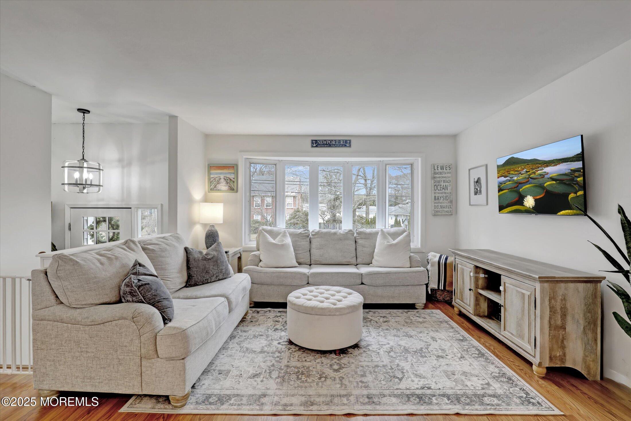 318 Bay Boulevard