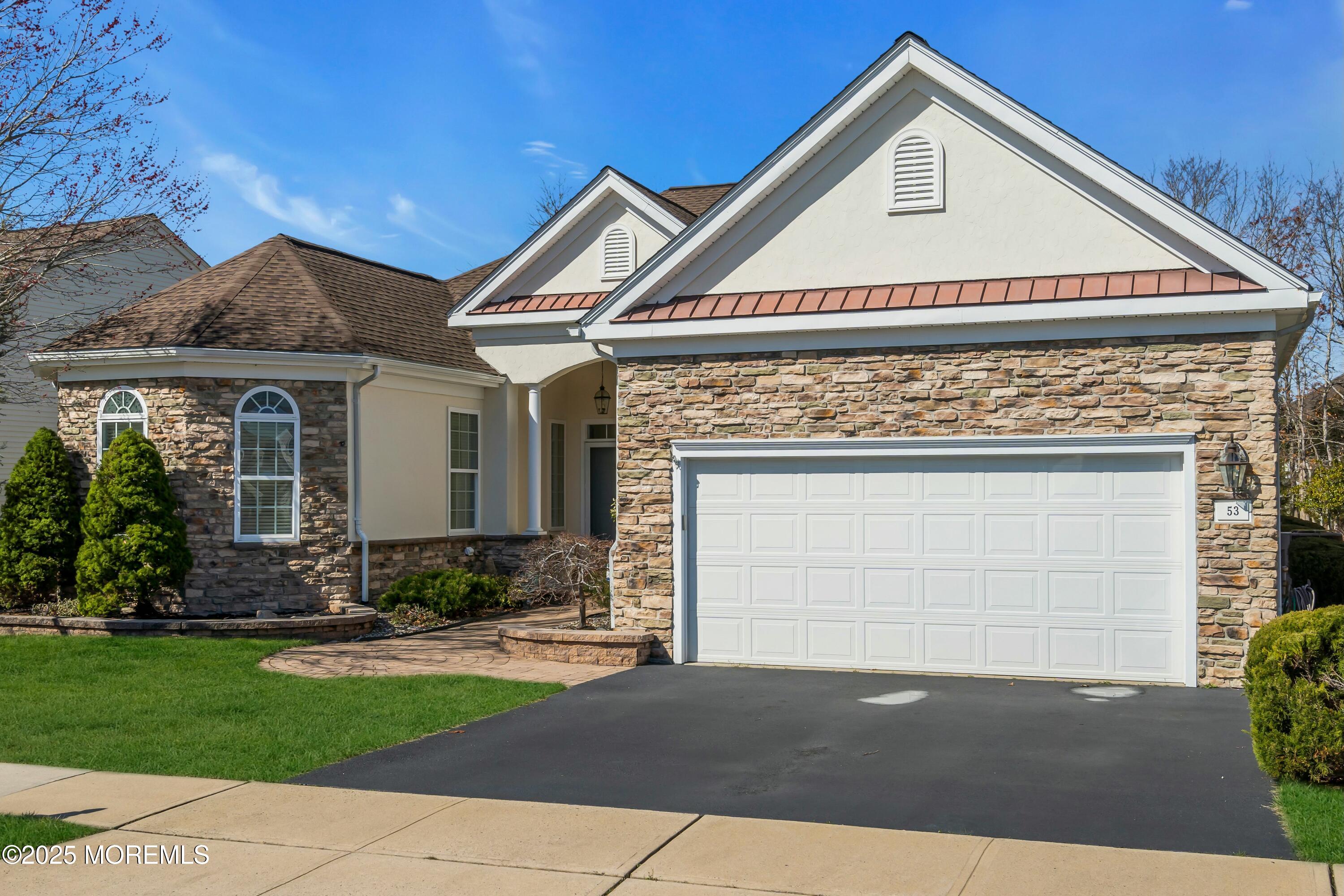53 Heritage Point Boulevard