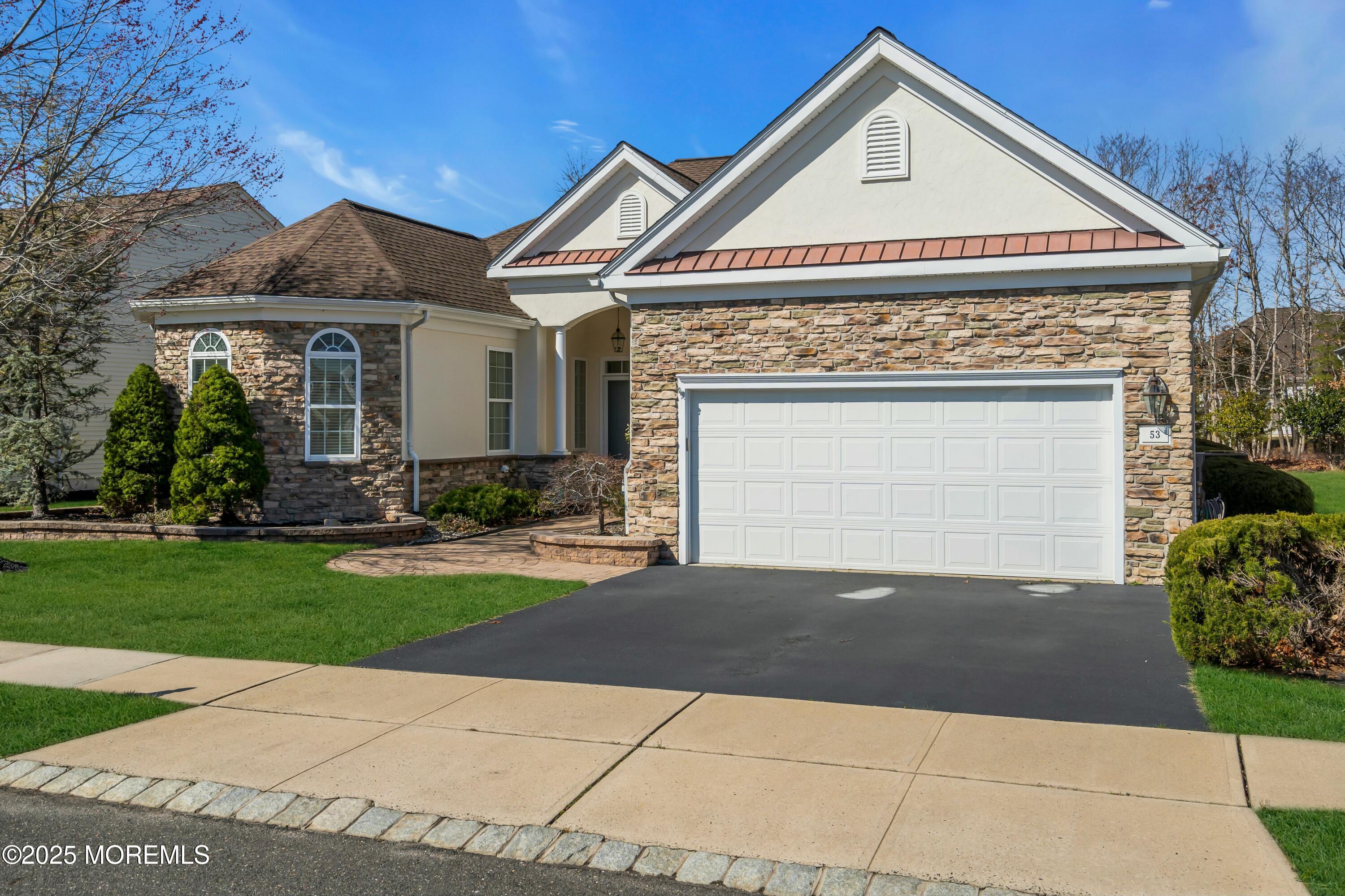 53 Heritage Point Boulevard