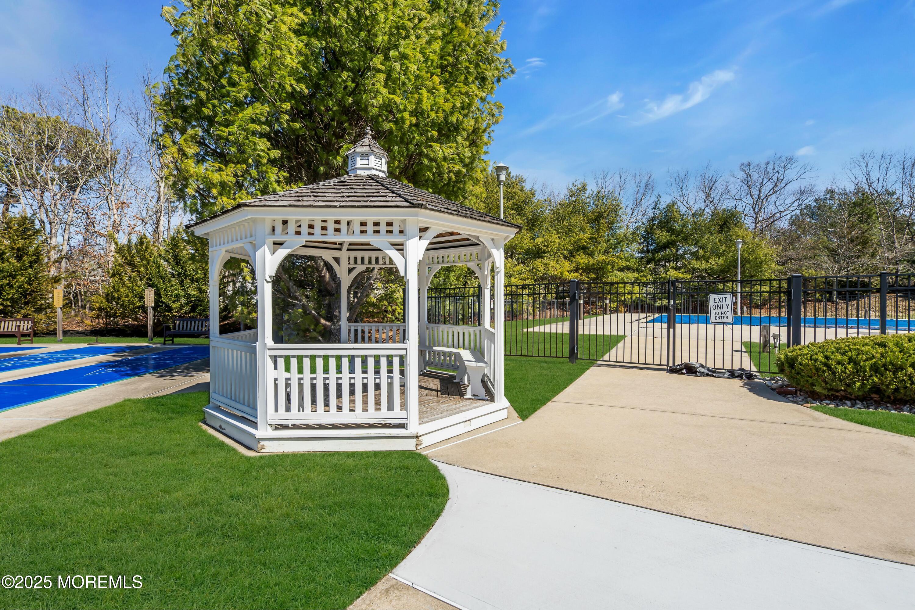 53 Heritage Point Boulevard