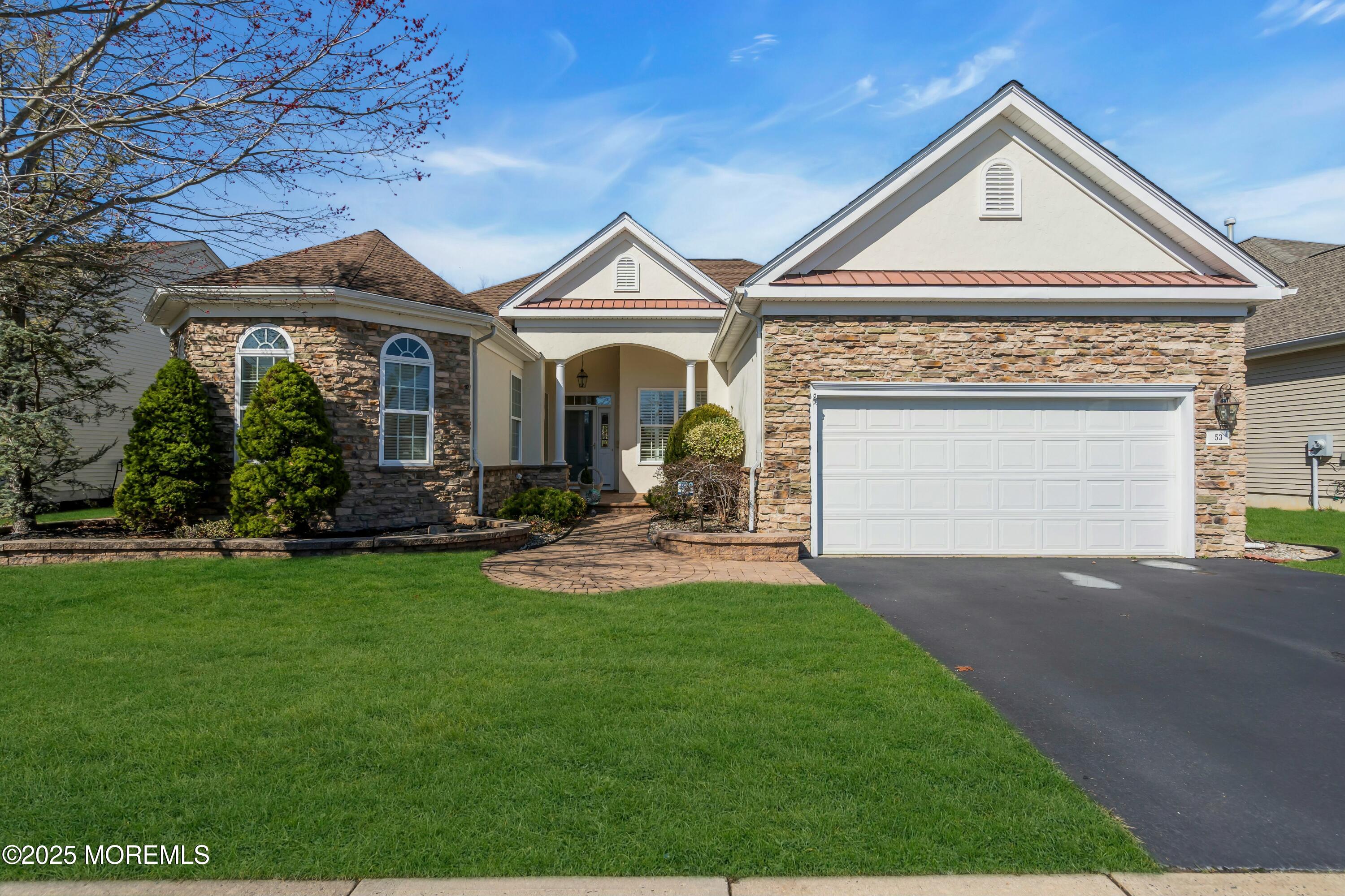 53 Heritage Point Boulevard