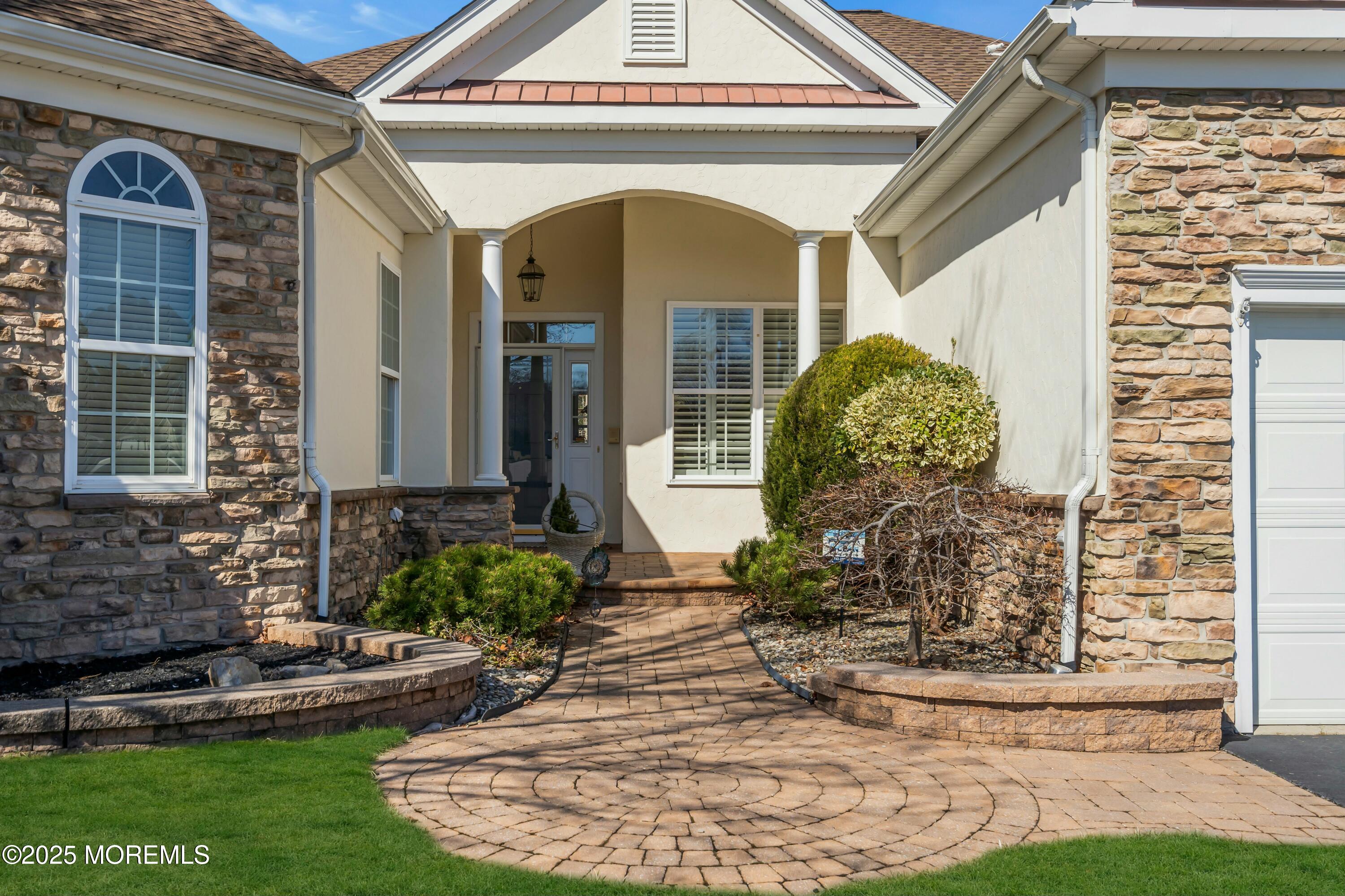 53 Heritage Point Boulevard