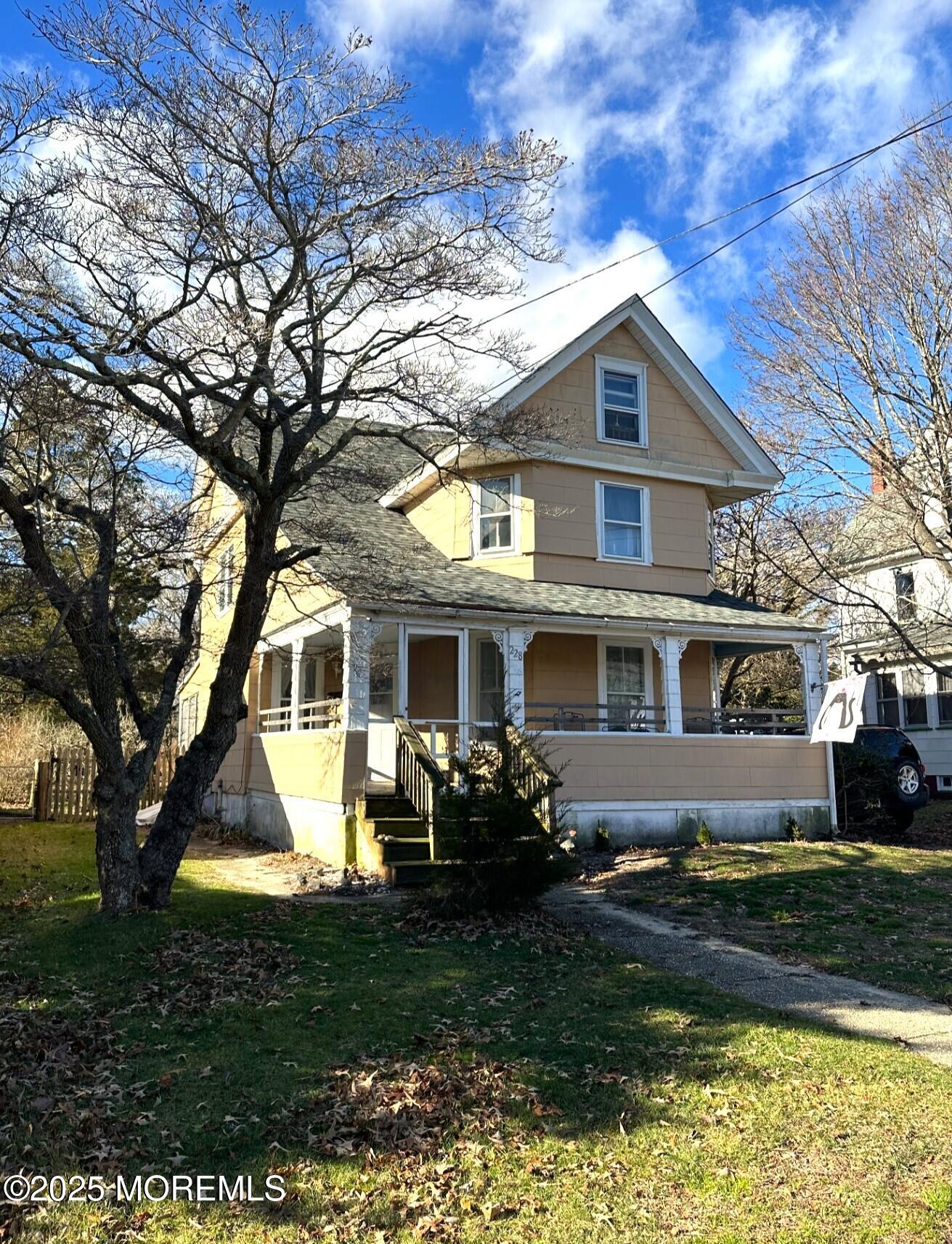 228 N Green Street