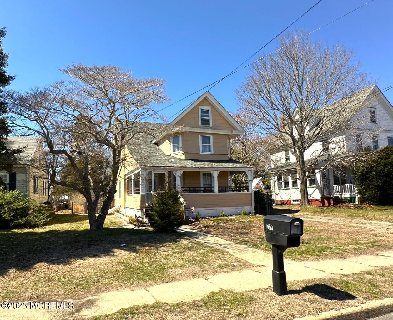 228 N Green Street