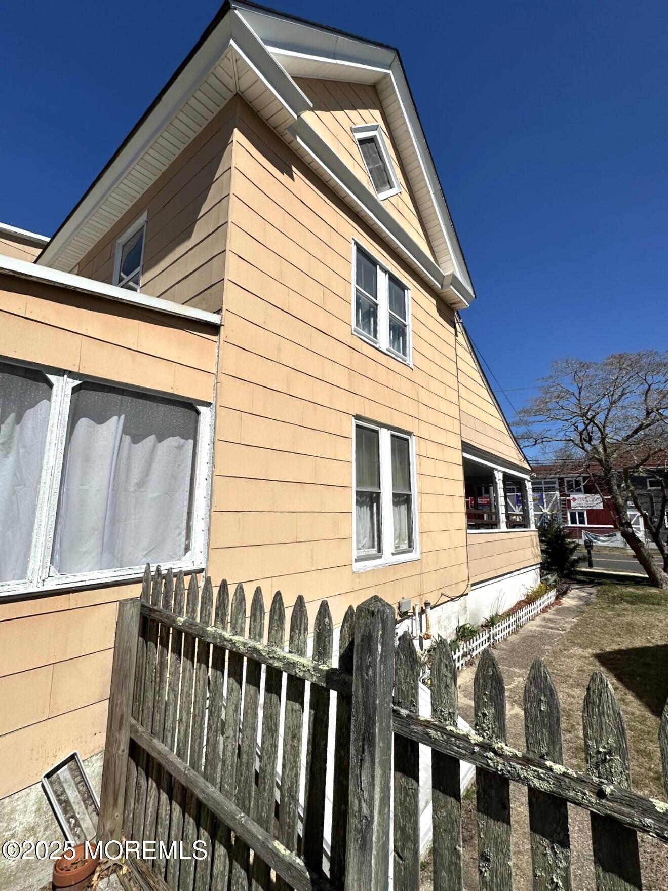 228 N Green Street