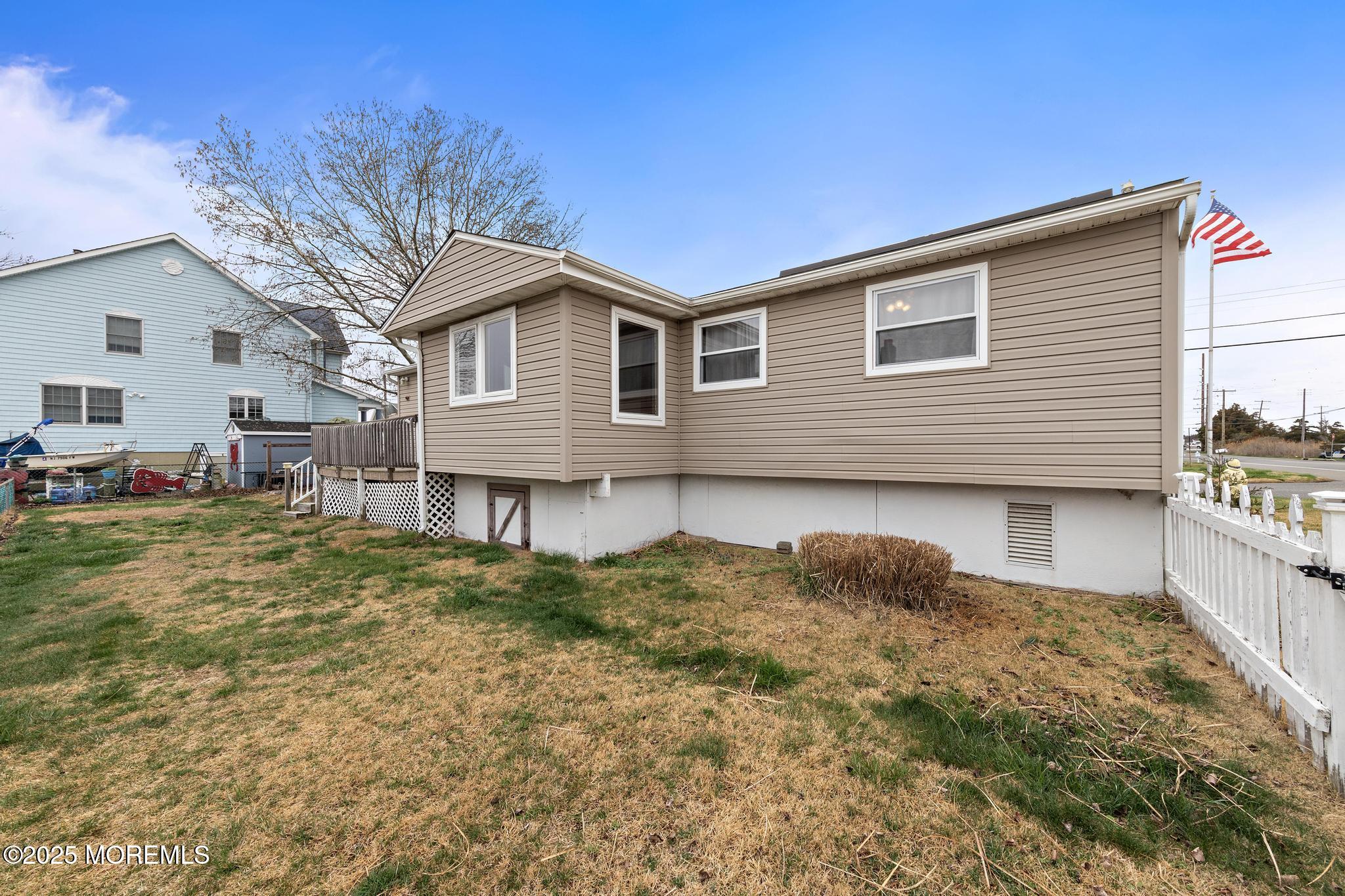 73 Dolphin Road
