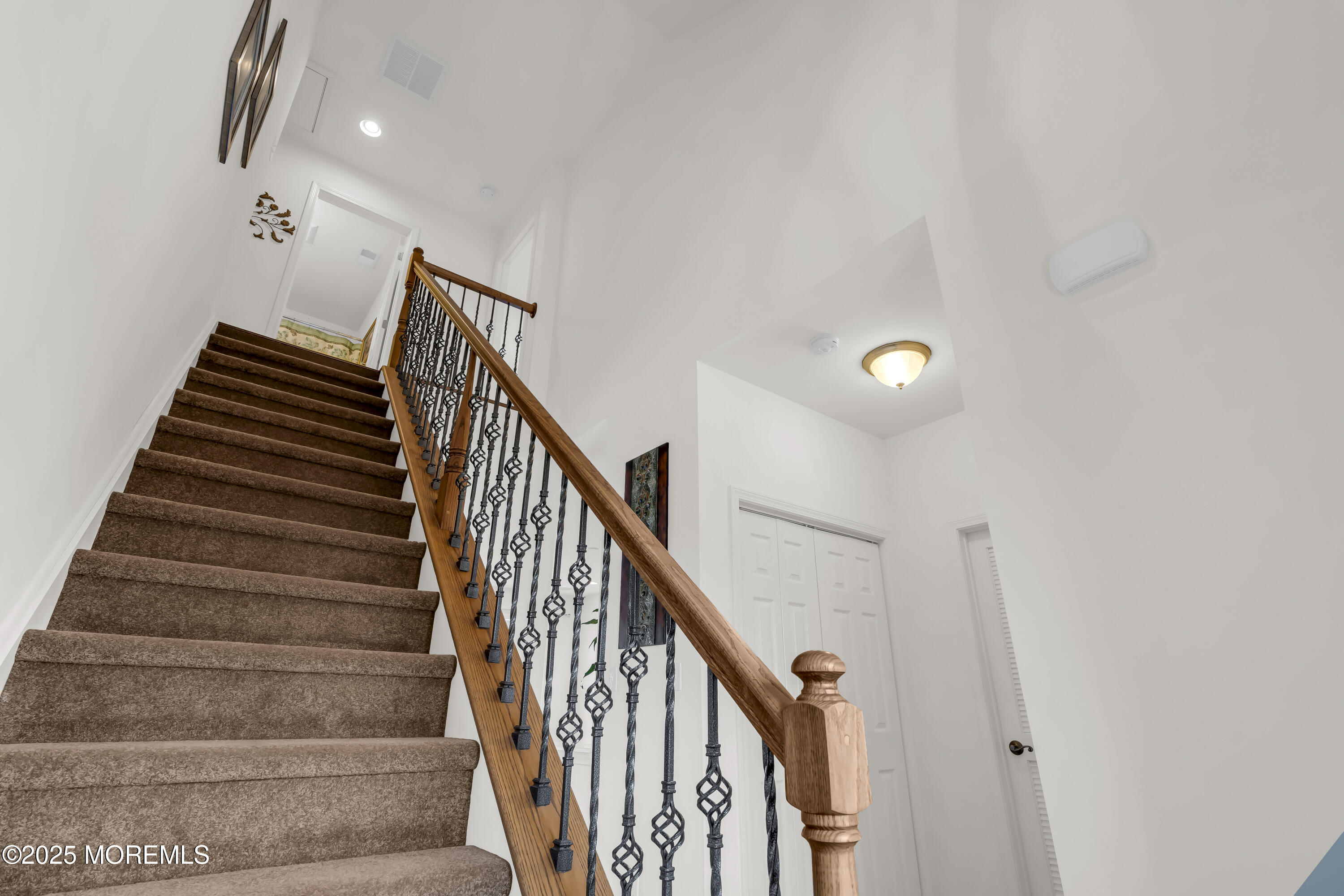1099 Mill Creek
