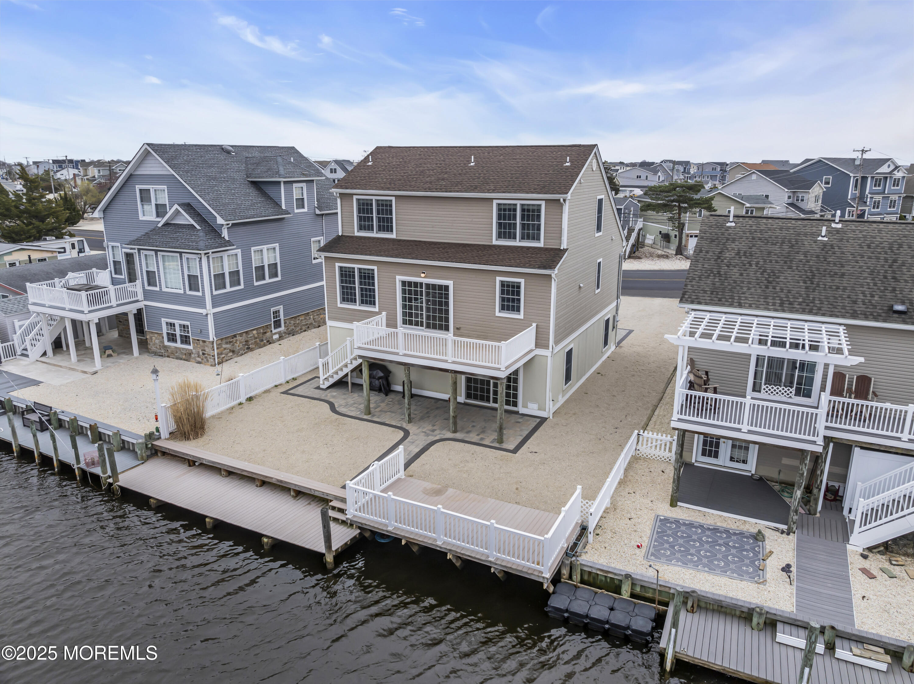 1099 Mill Creek