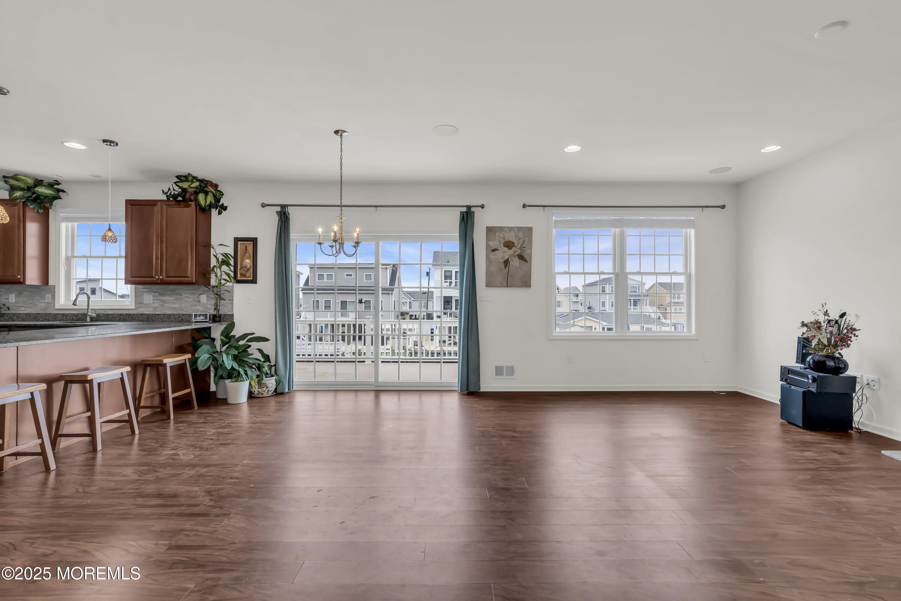 1099 Mill Creek