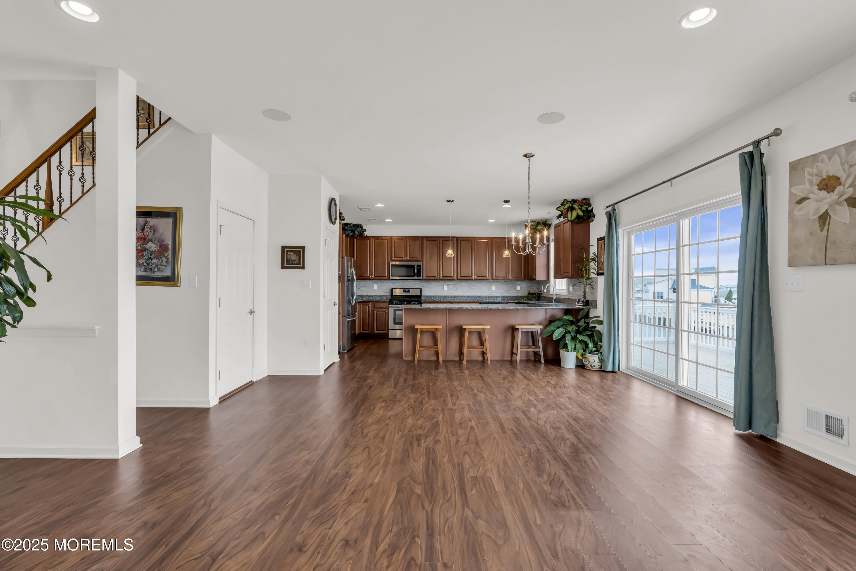 1099 Mill Creek