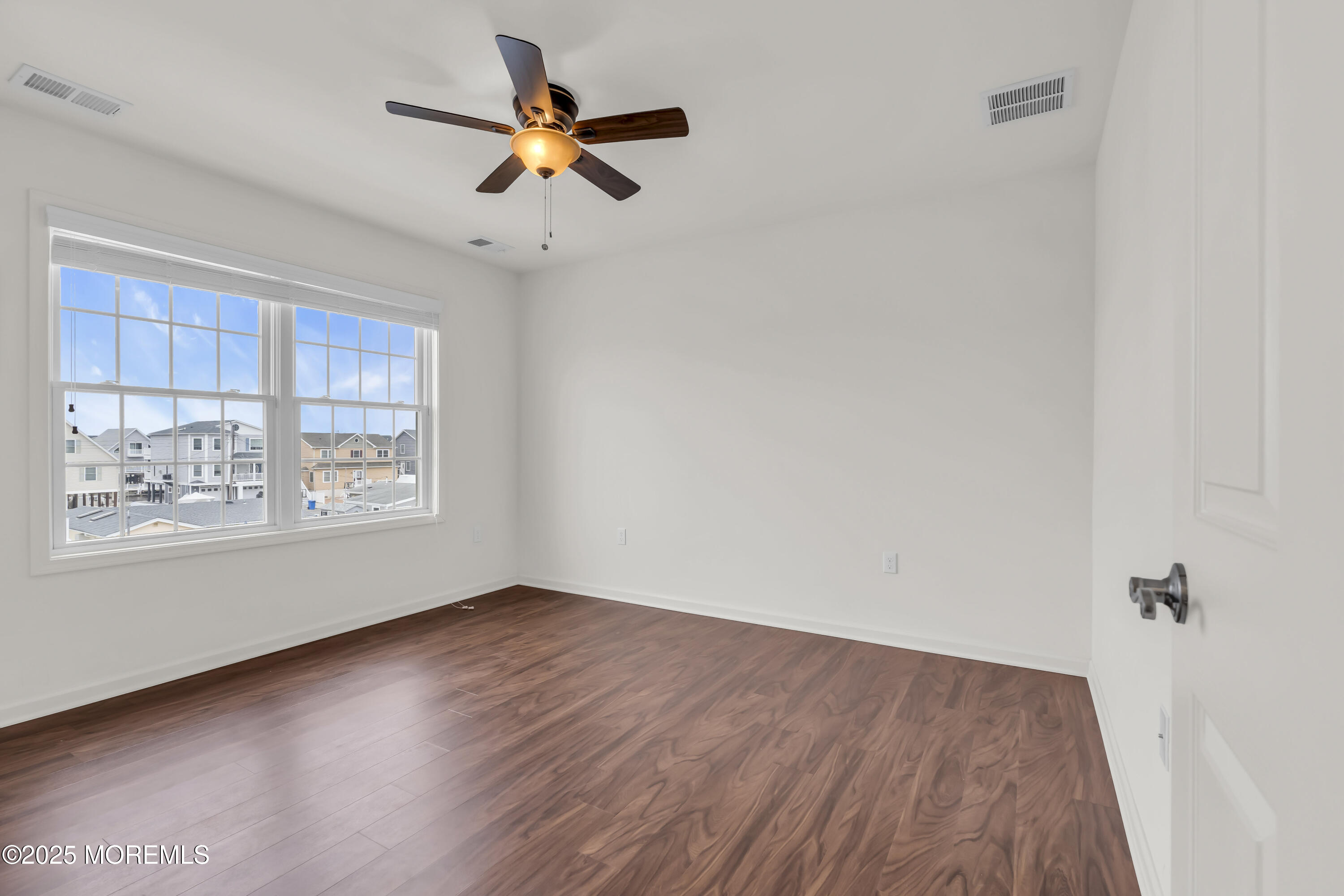 1099 Mill Creek